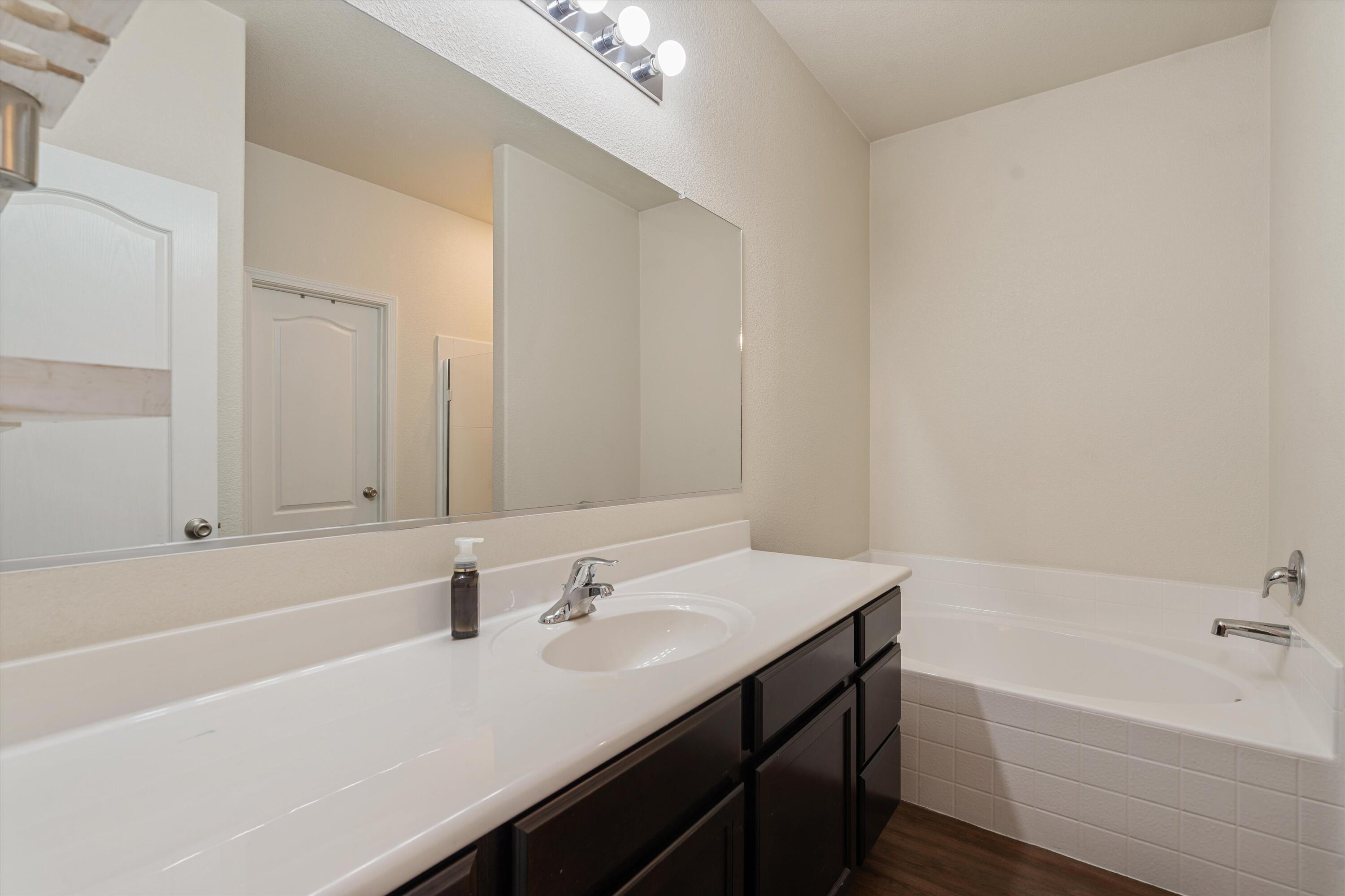 3004 Kraft Court SW