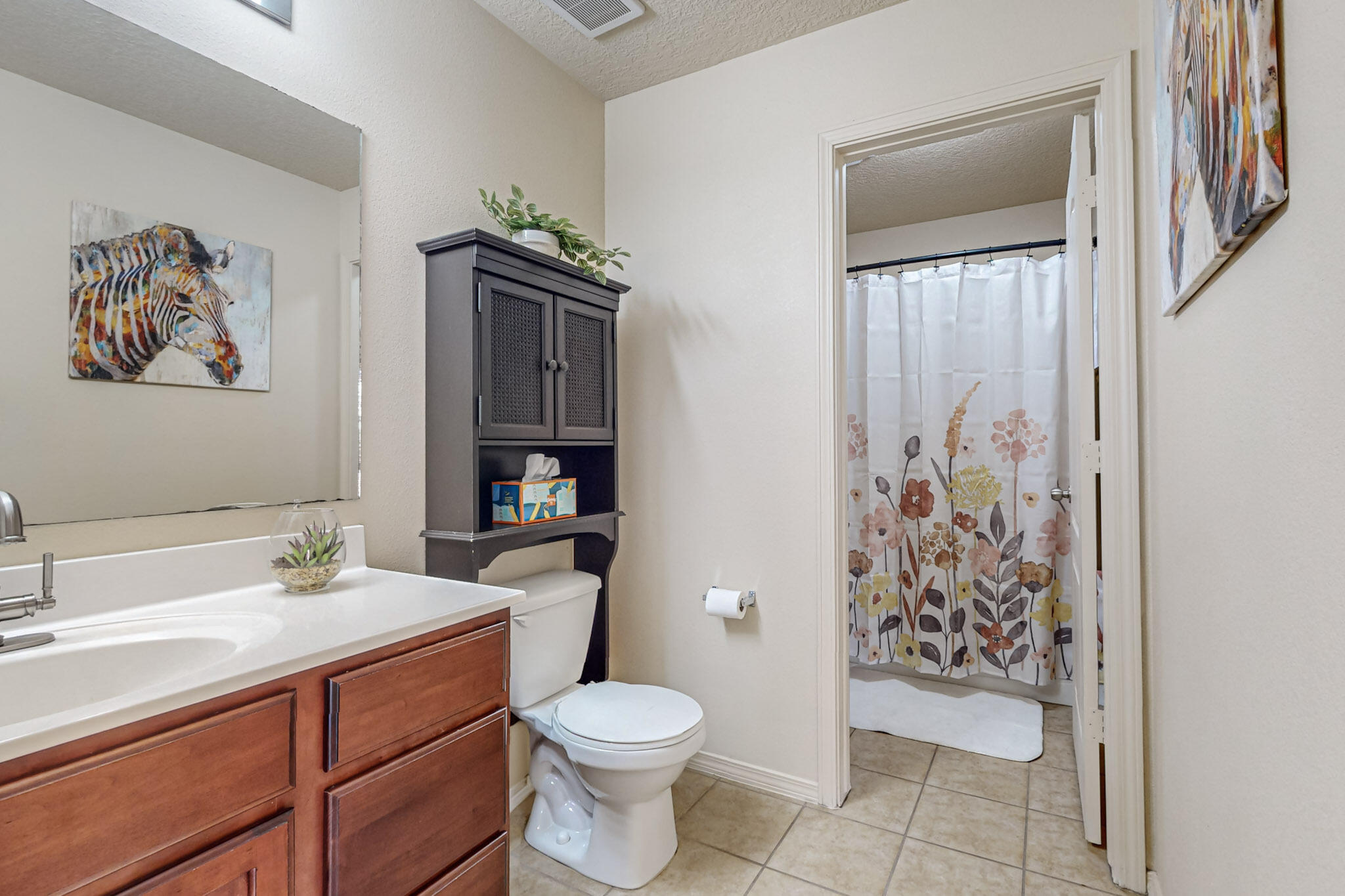 2352 Cortina Loop SE