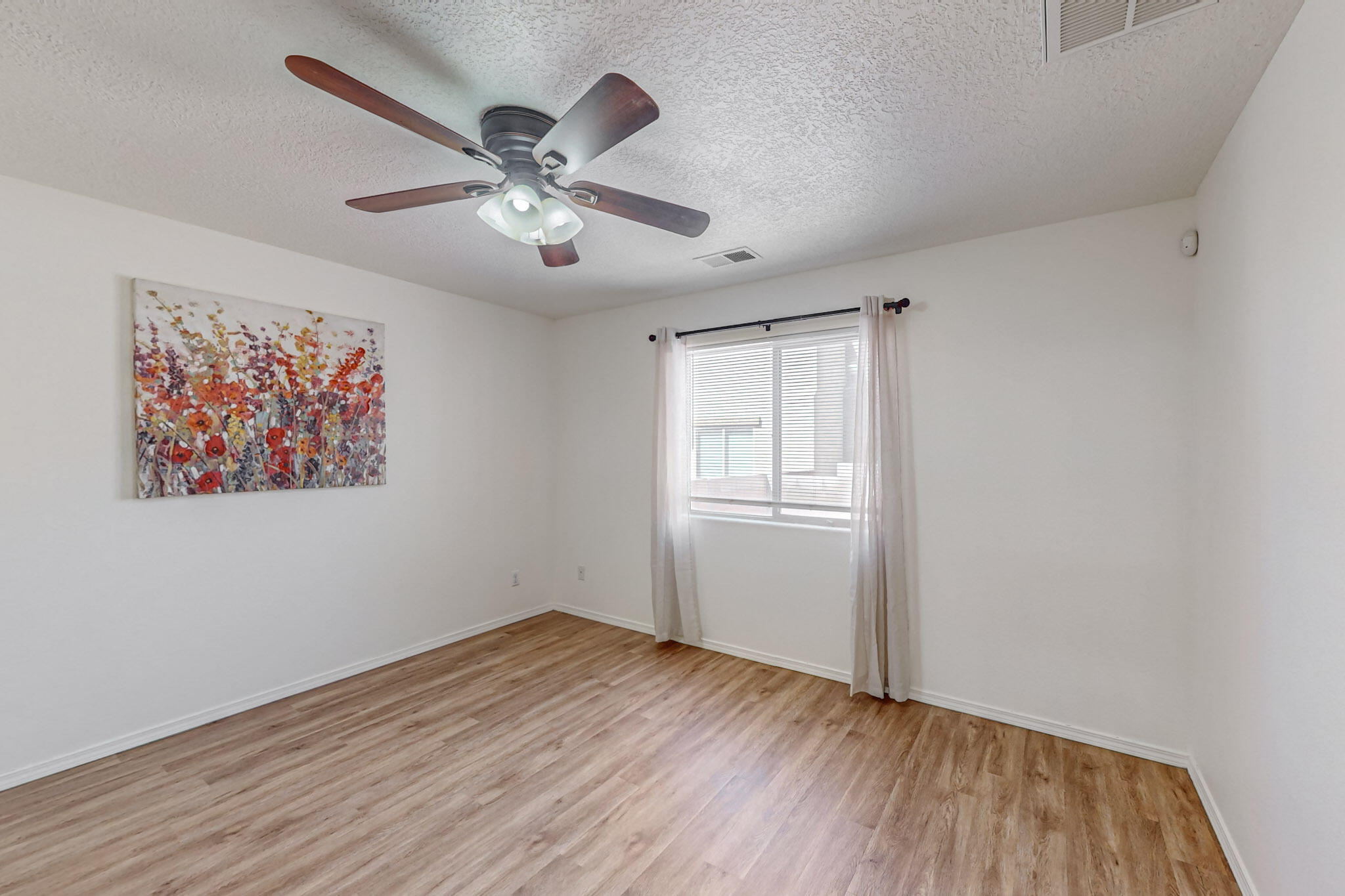 2352 Cortina Loop SE