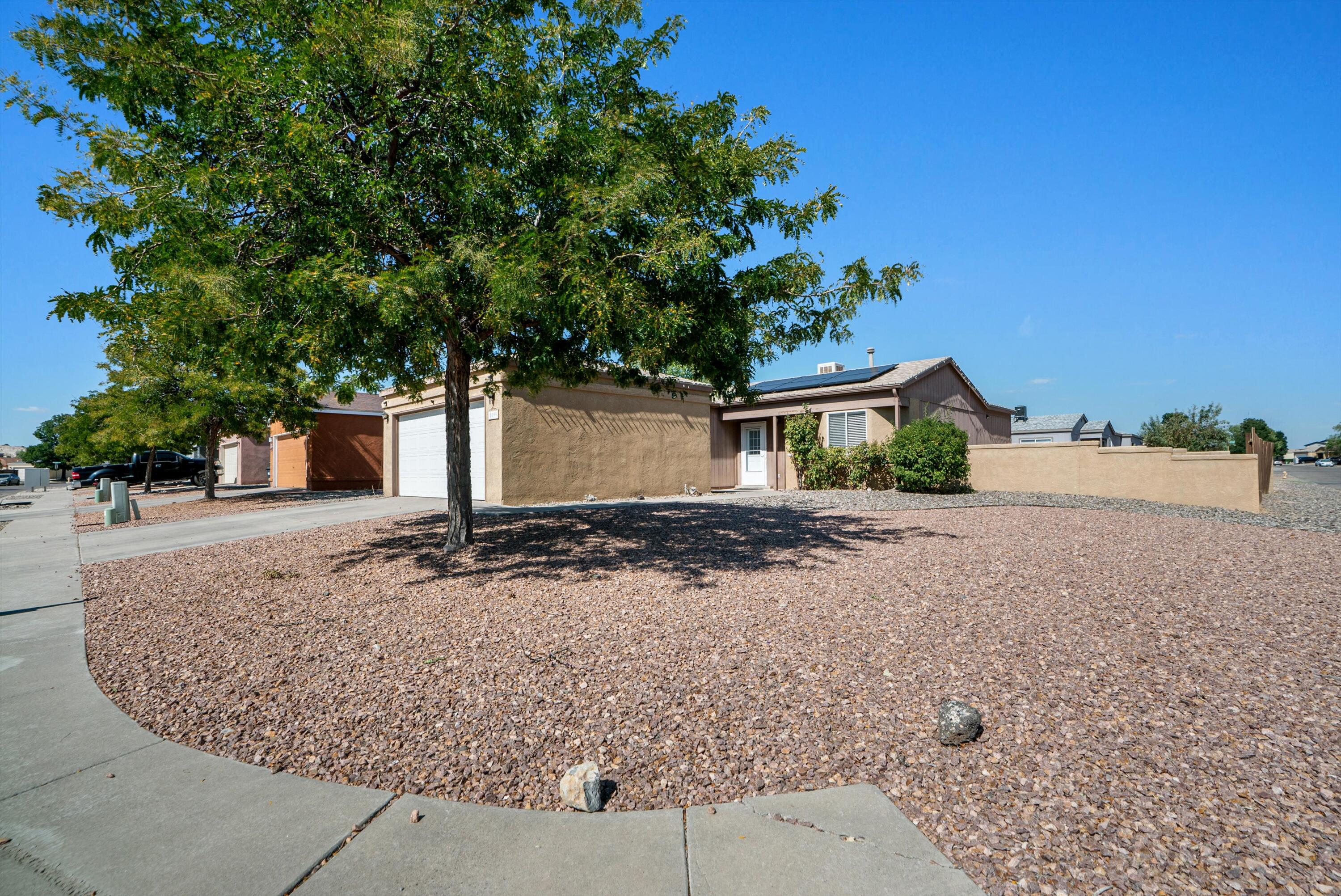 1099 SAND DUNE Road NE