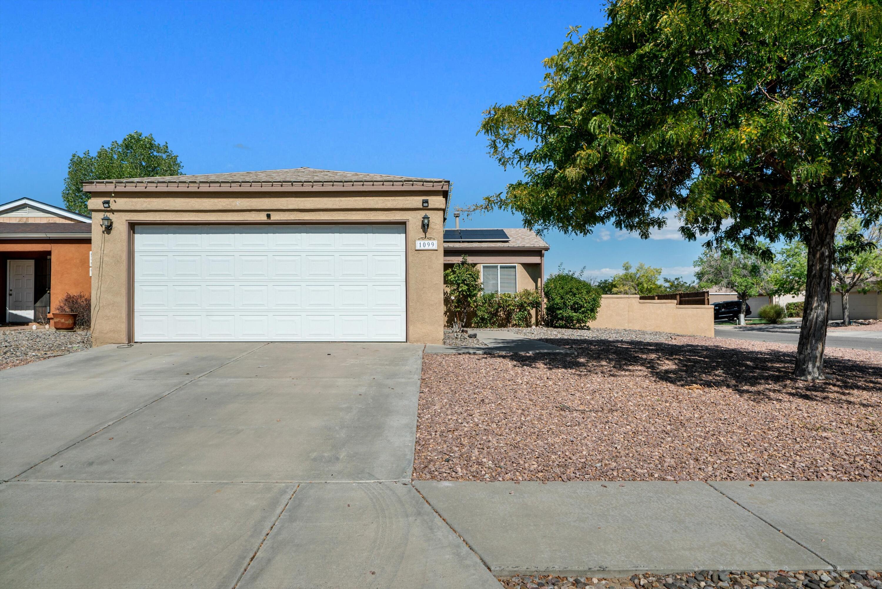1099 SAND DUNE Road NE