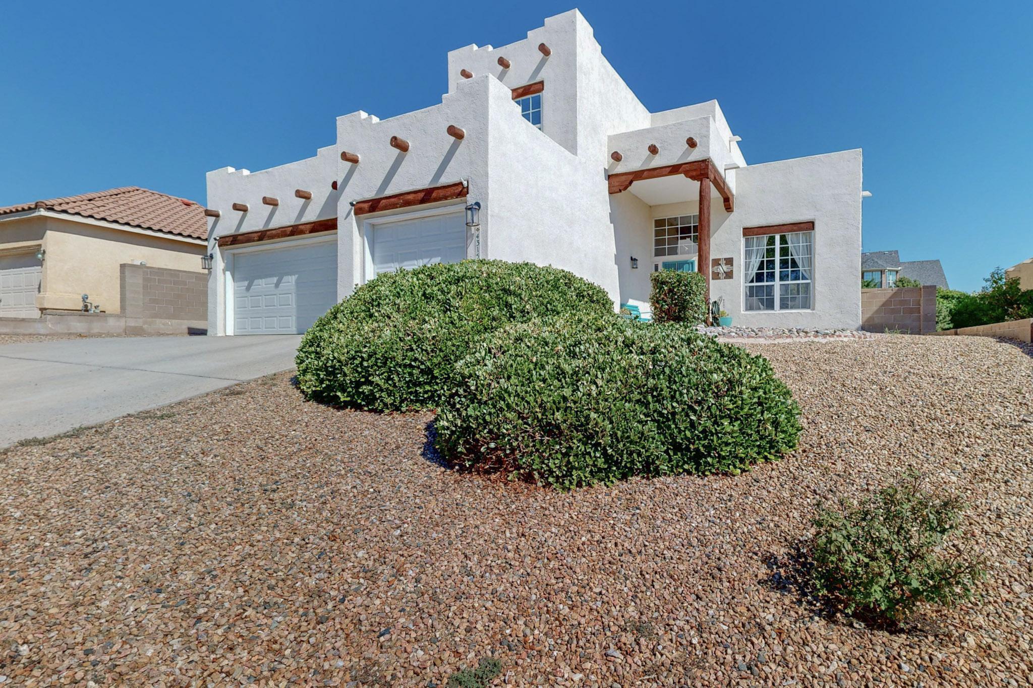 4315 Rancho Redondo NW