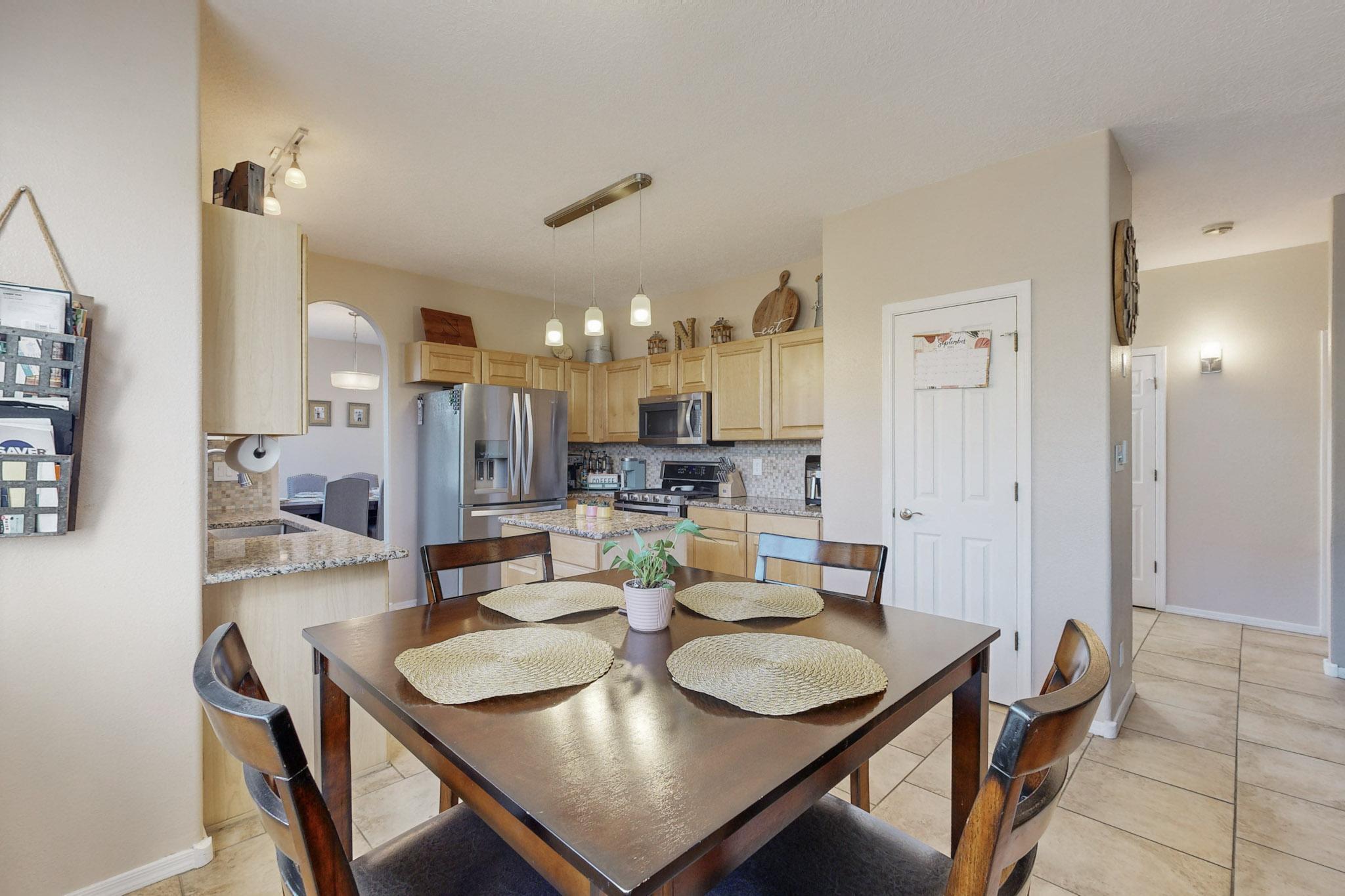 4315 Rancho Redondo NW
