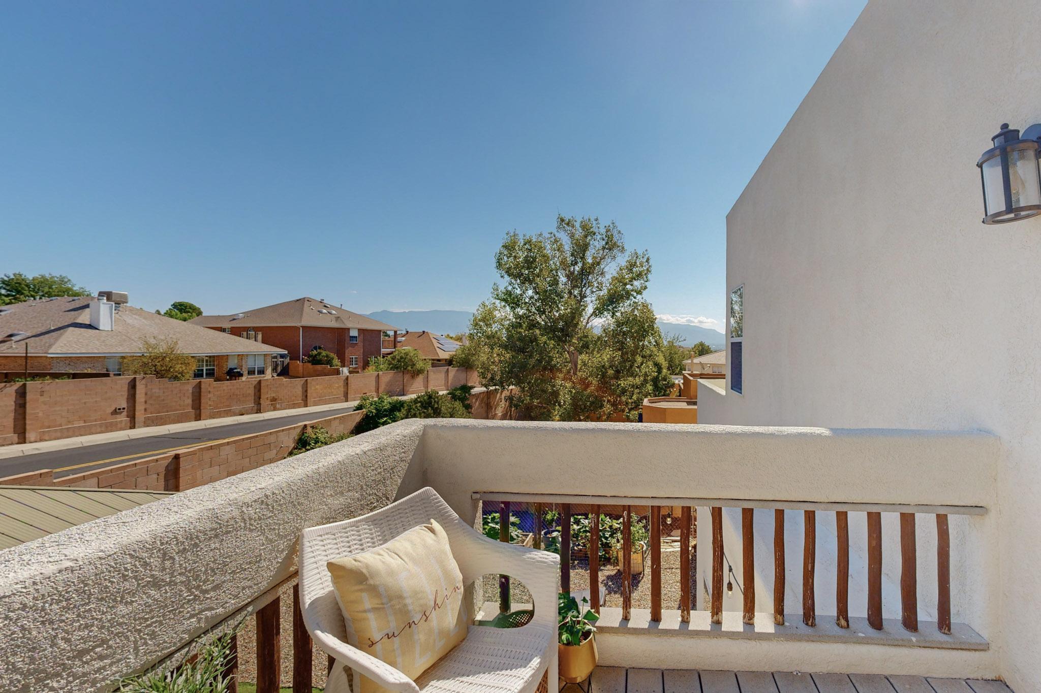 4315 Rancho Redondo NW
