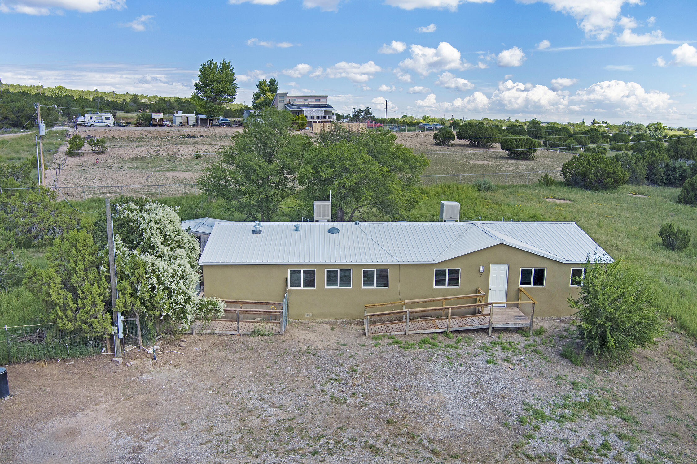 7 Skyline Court