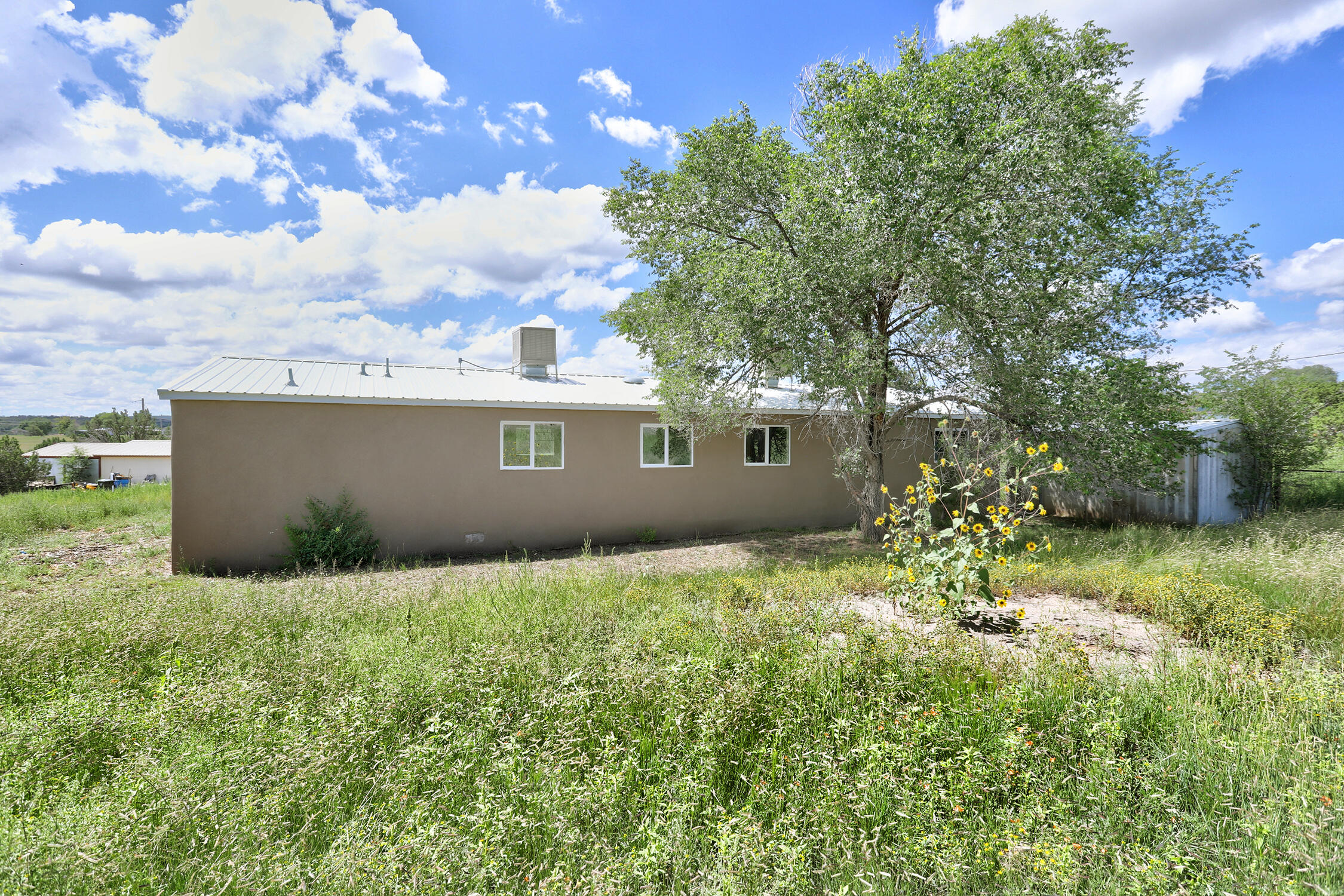 7 Skyline Court