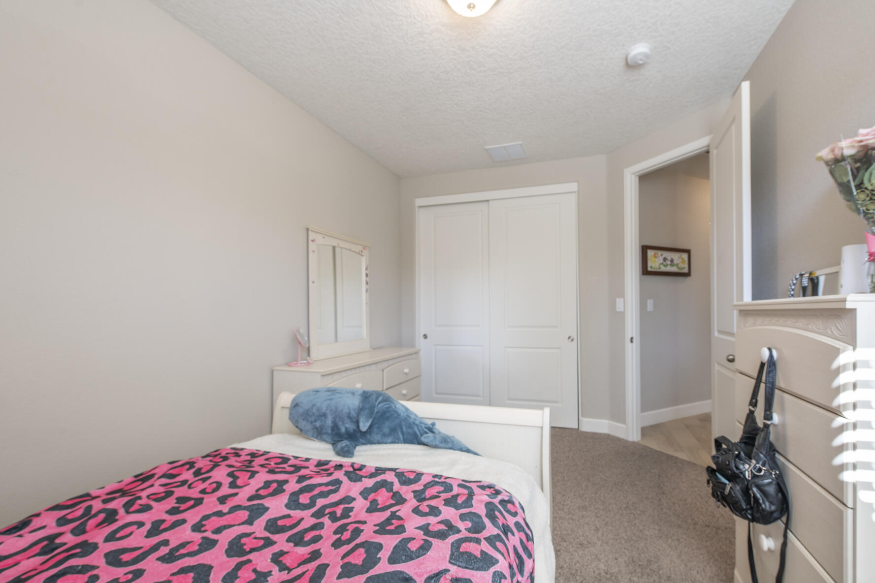 1724 Roble Drive