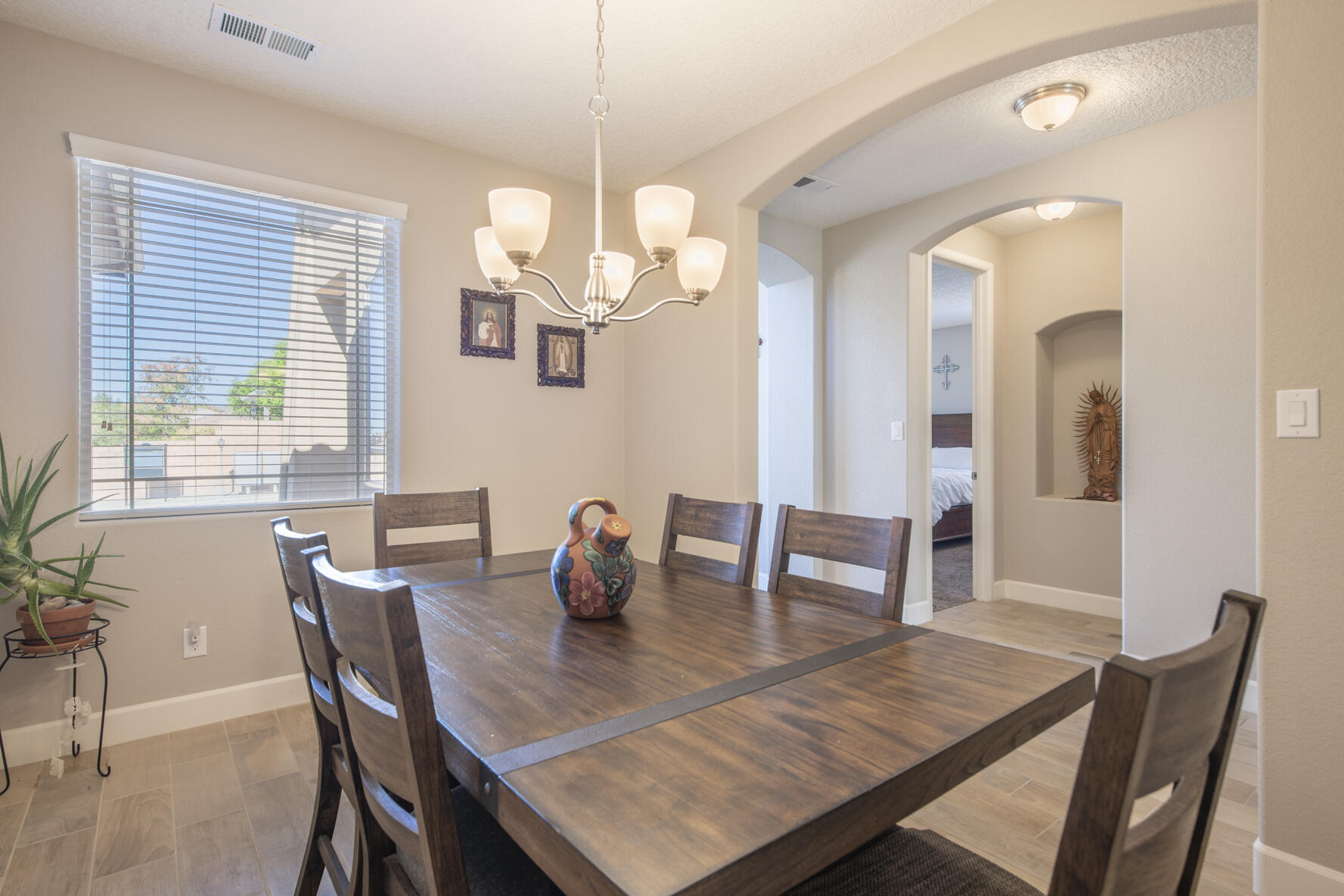 1724 Roble Drive