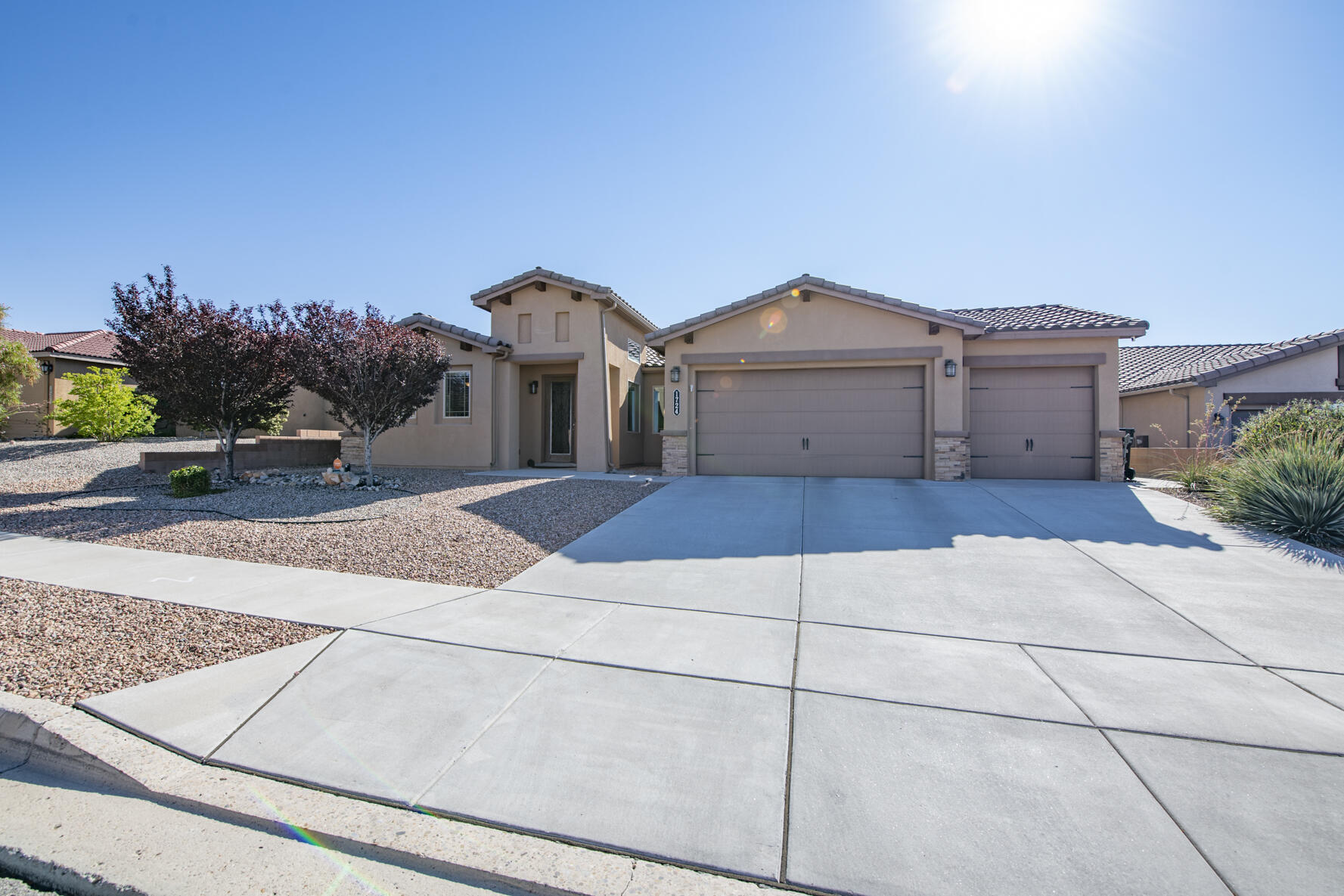 1724 Roble Drive