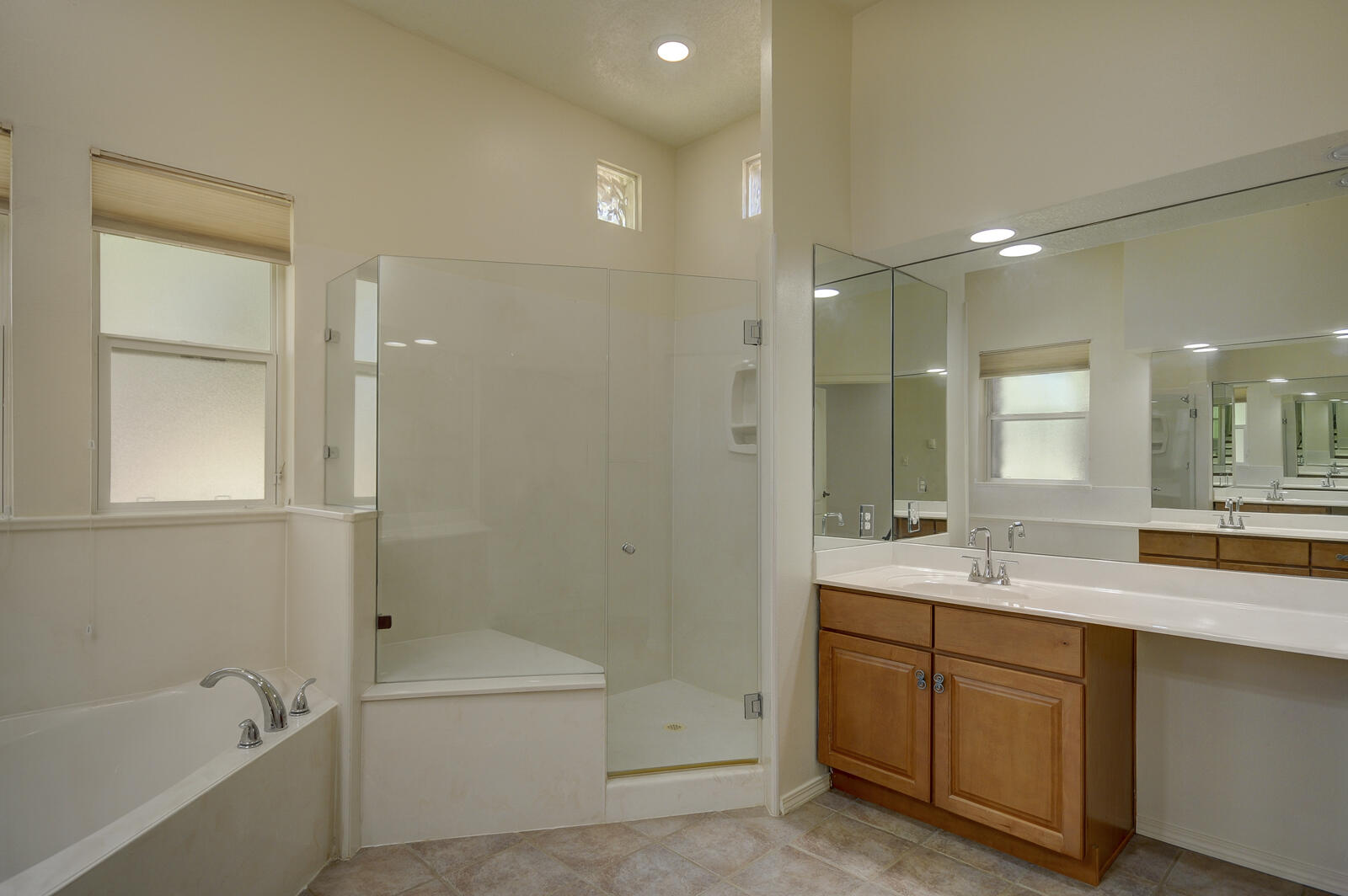 1439 TIERRA VERDE Place SW