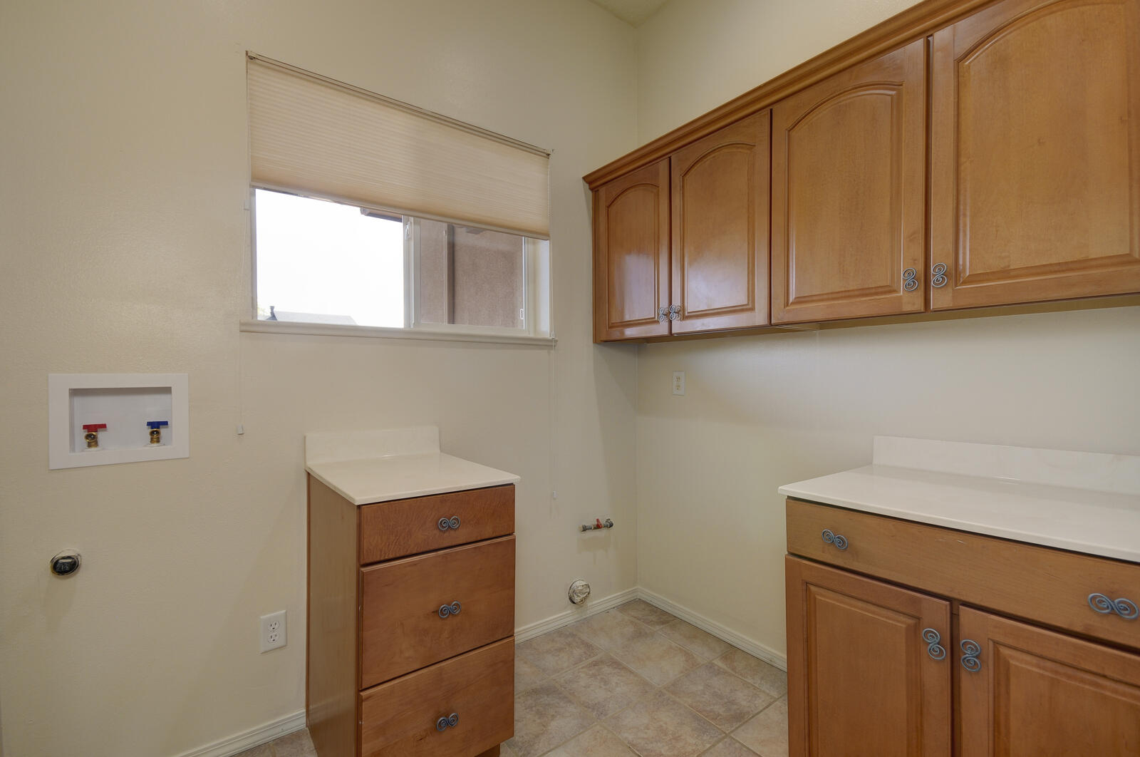 1439 TIERRA VERDE Place SW