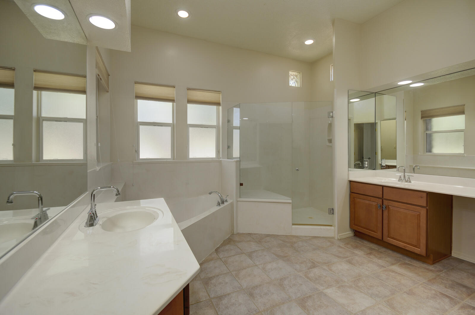 1439 TIERRA VERDE Place SW