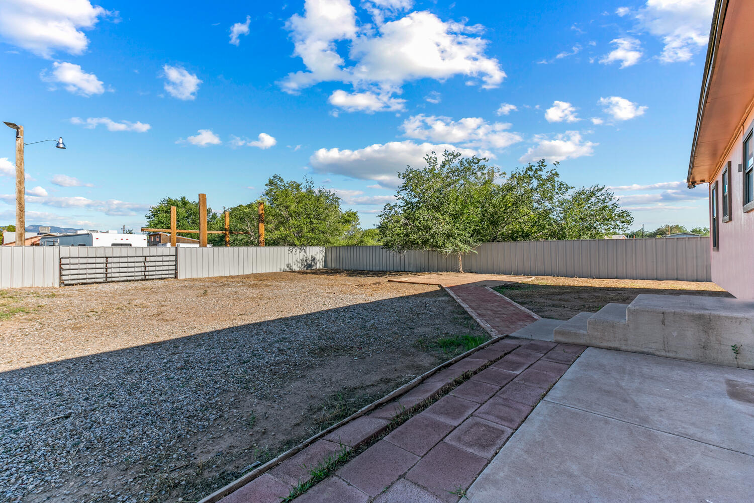 2440 Serna Road NW