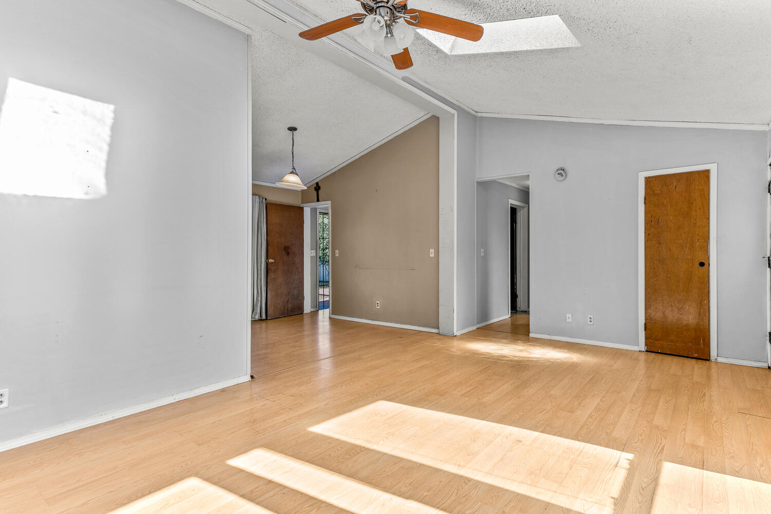 2440 Serna Road NW