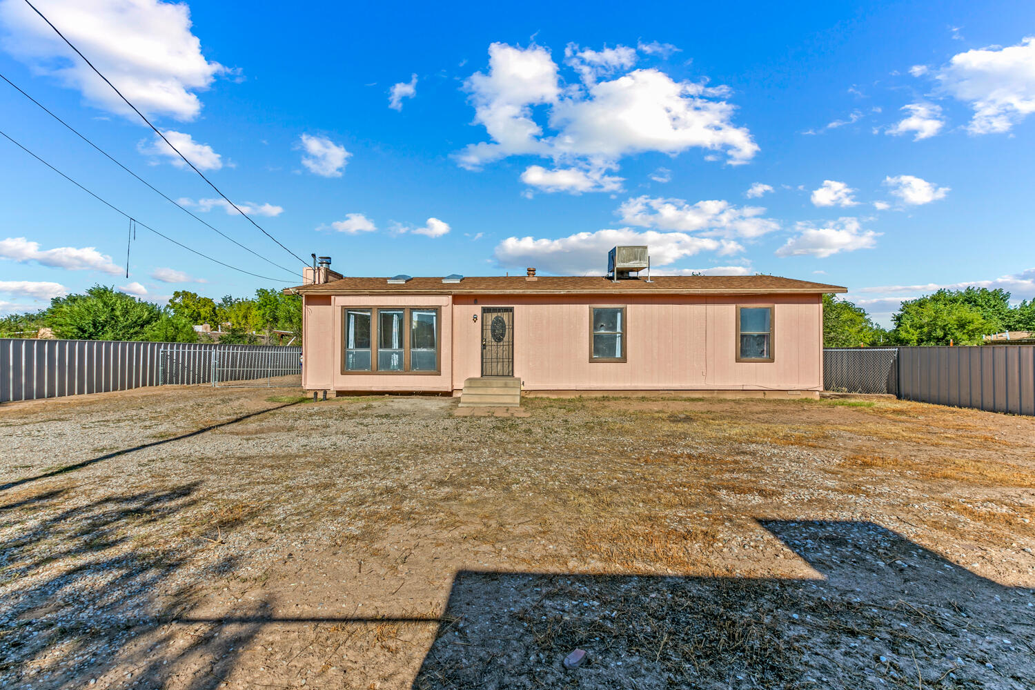 2440 Serna Road NW