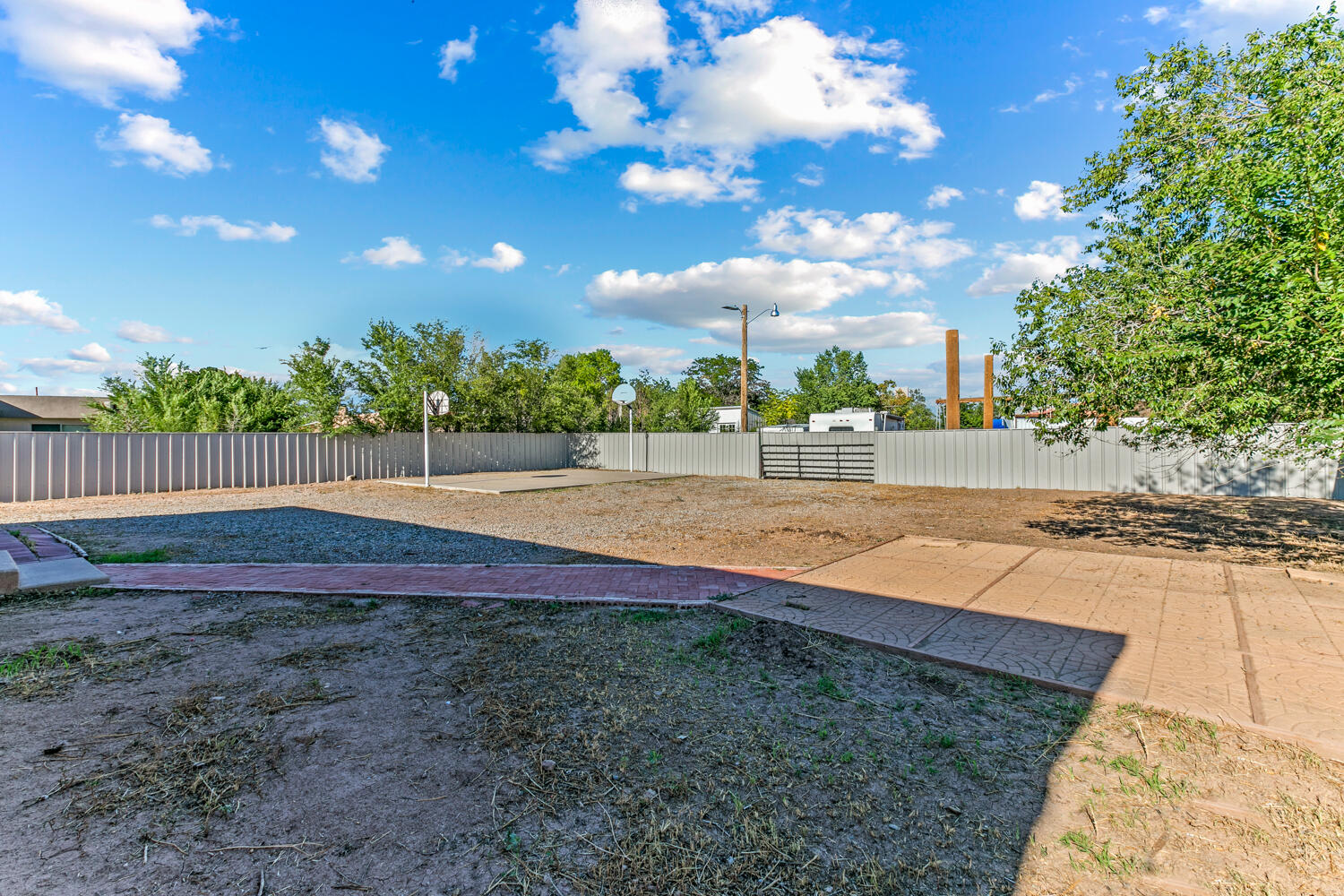 2440 Serna Road NW