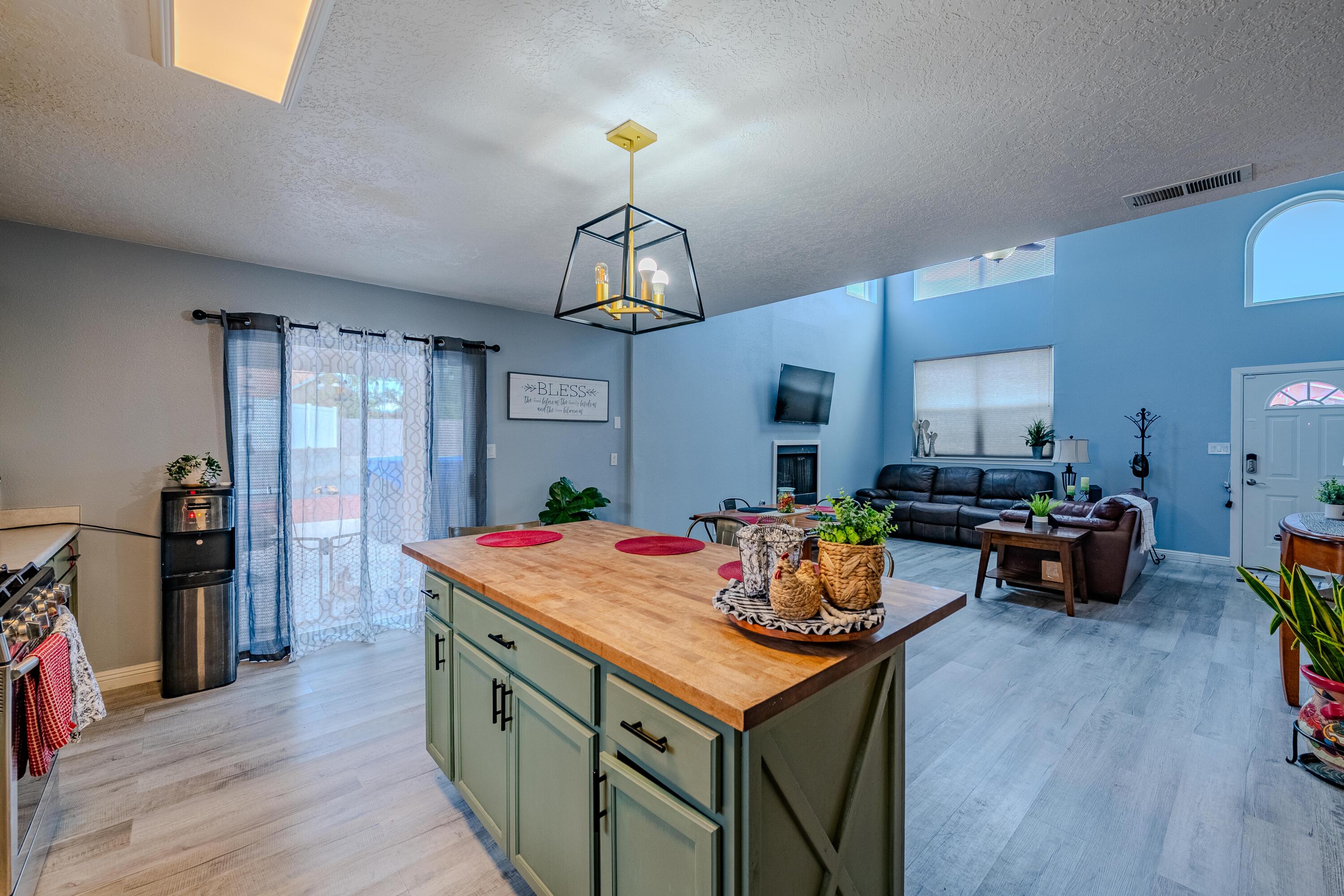 1315 MESA WOOD PLACE NW