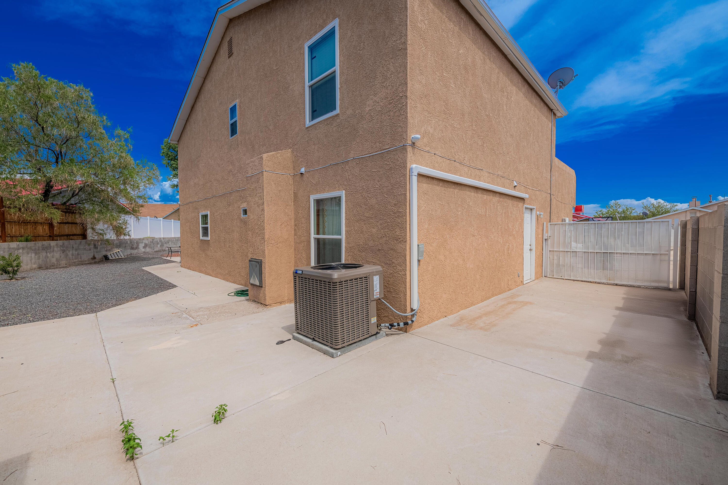 1315 MESA WOOD PLACE NW