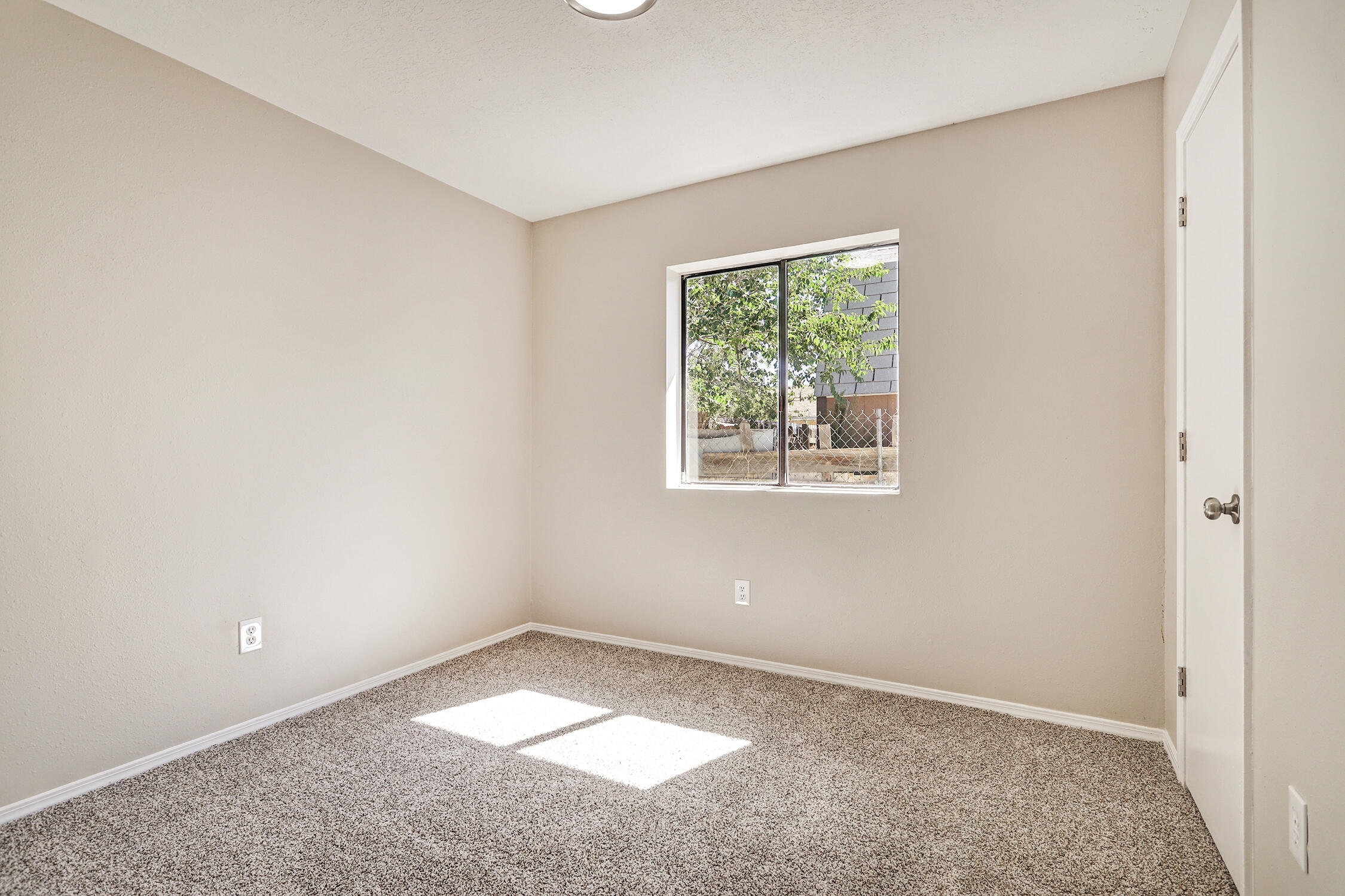 1013 Picard Avenue