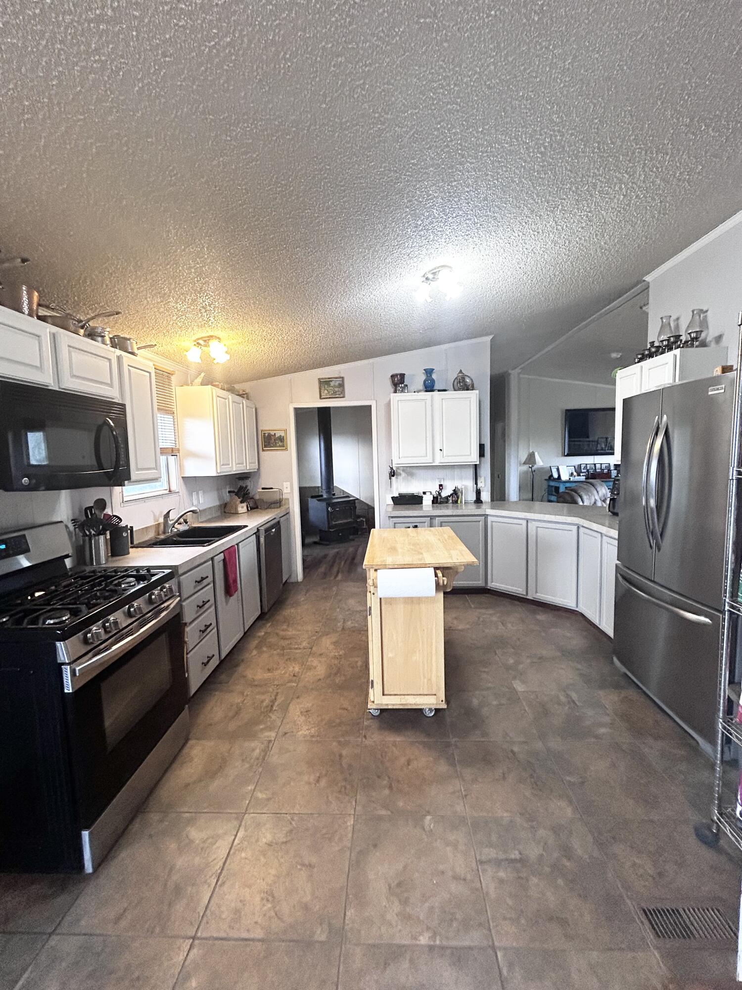 82 Holli Loop