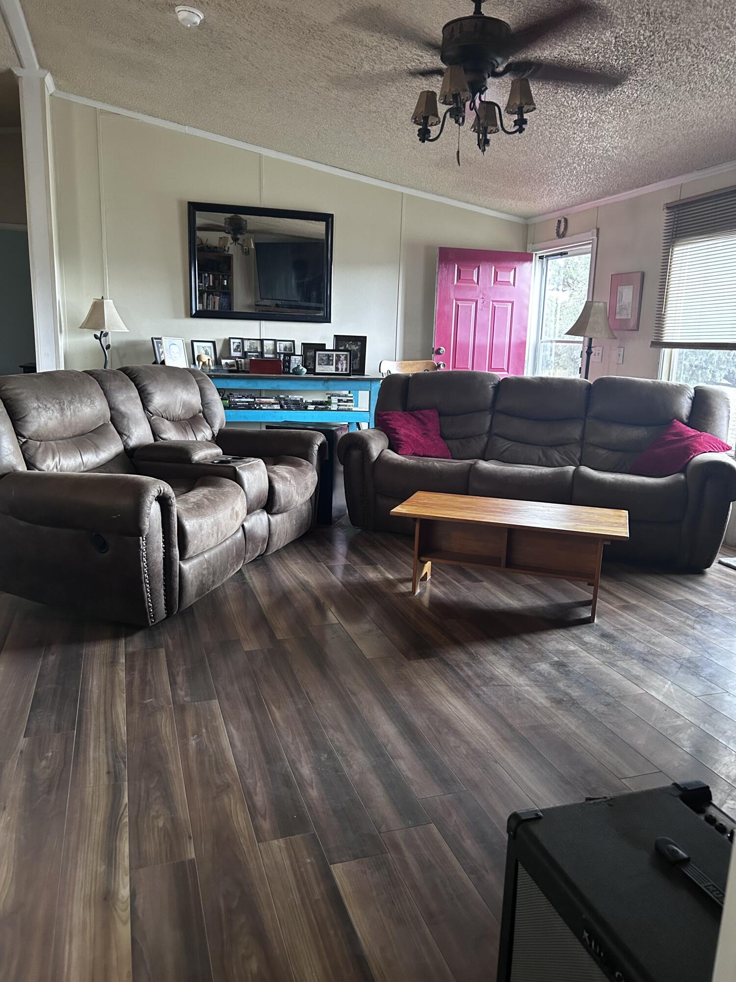82 Holli Loop