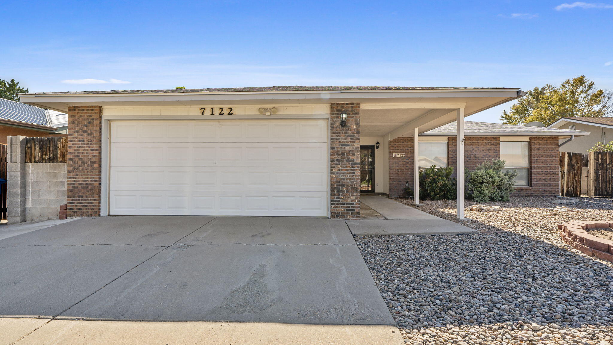 7122 Capitol Drive NE
