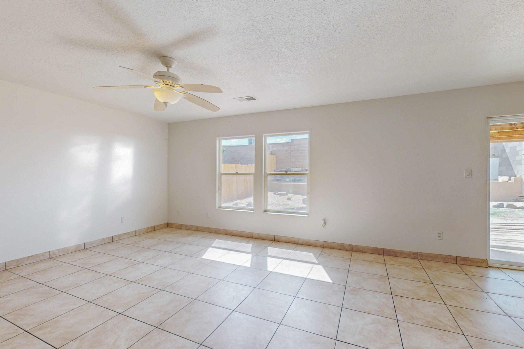 1325 Ojo Sarco Street SW