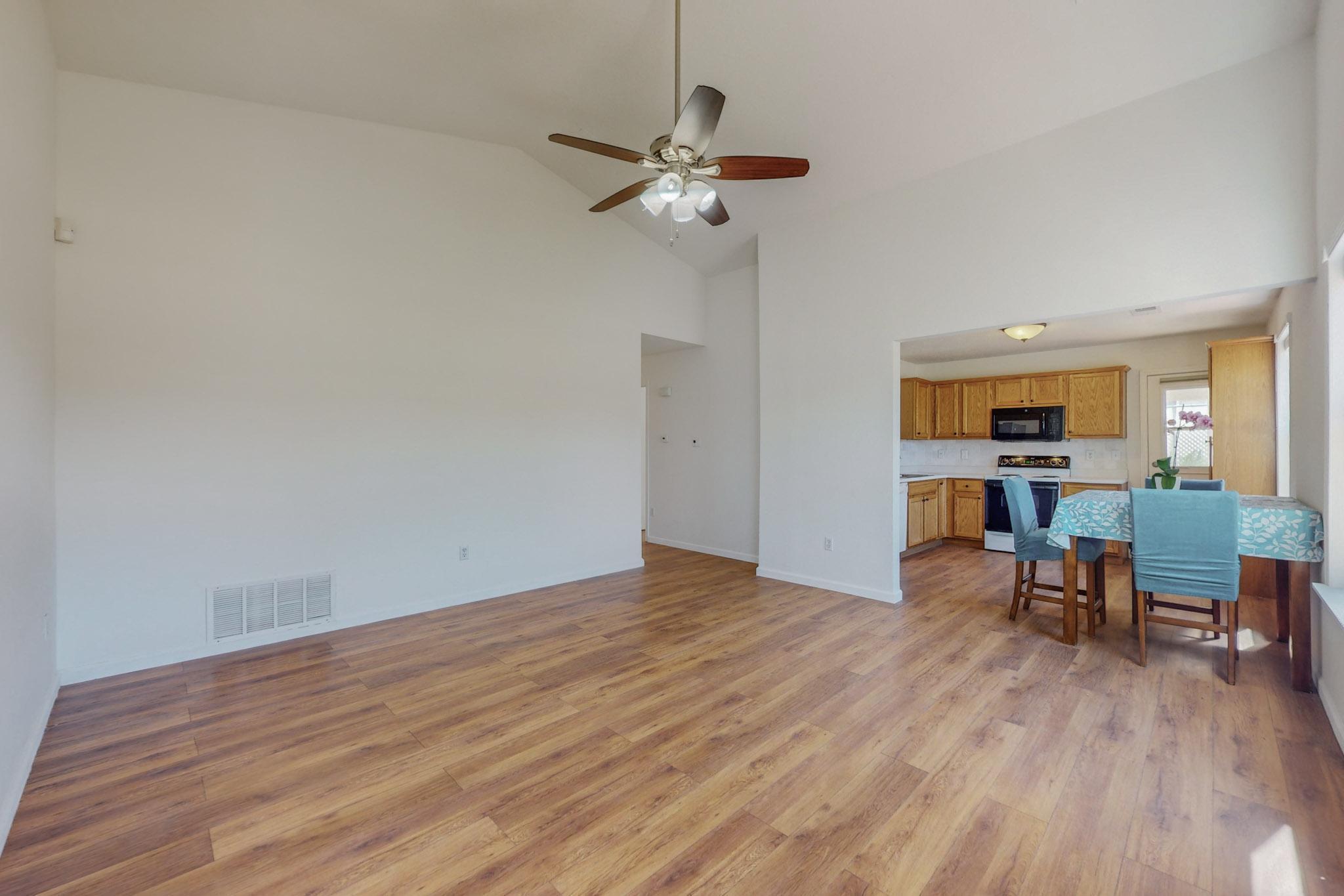 4228 SEDAN Road NW