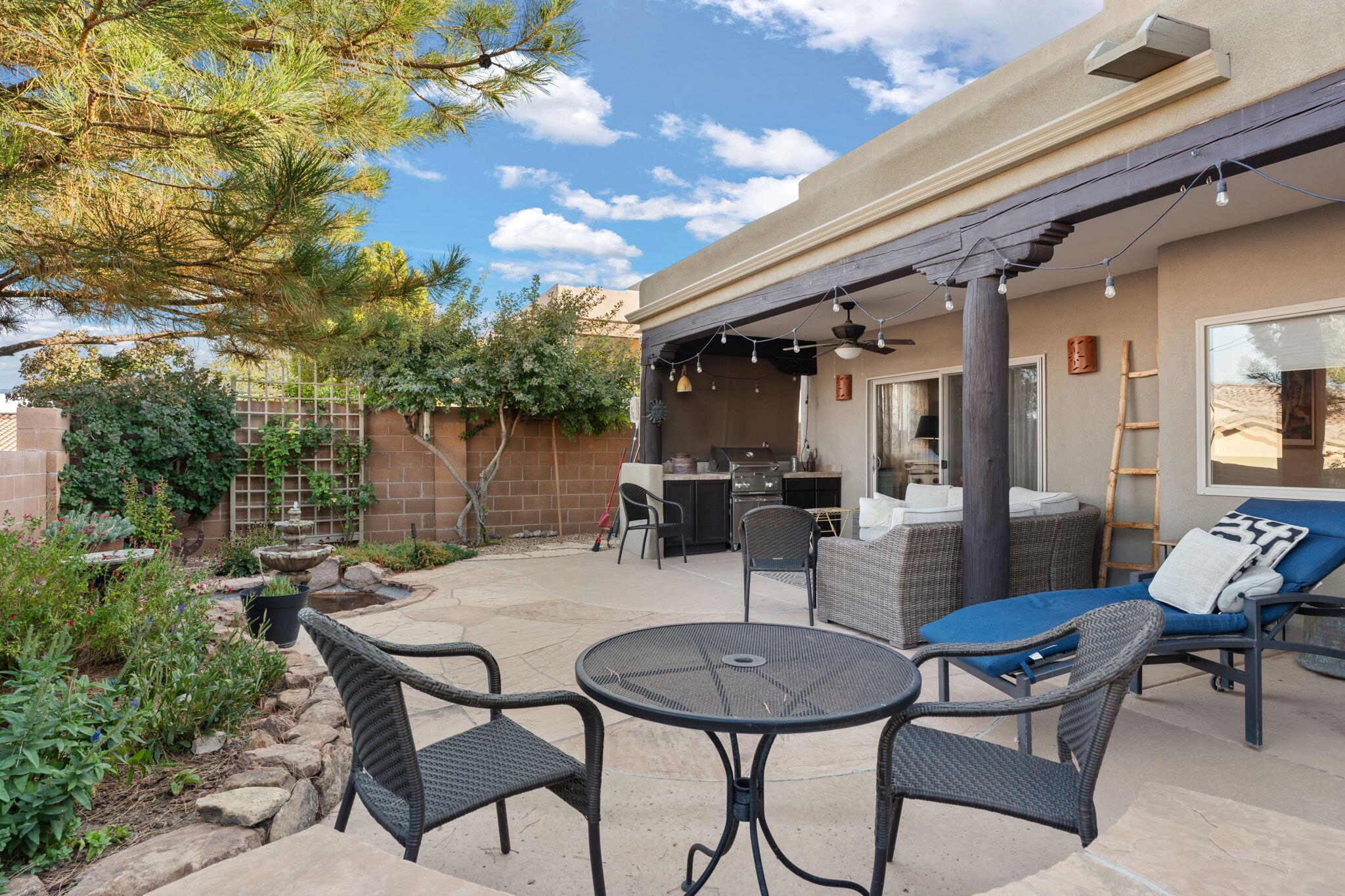 8116 Cayenne Drive NW