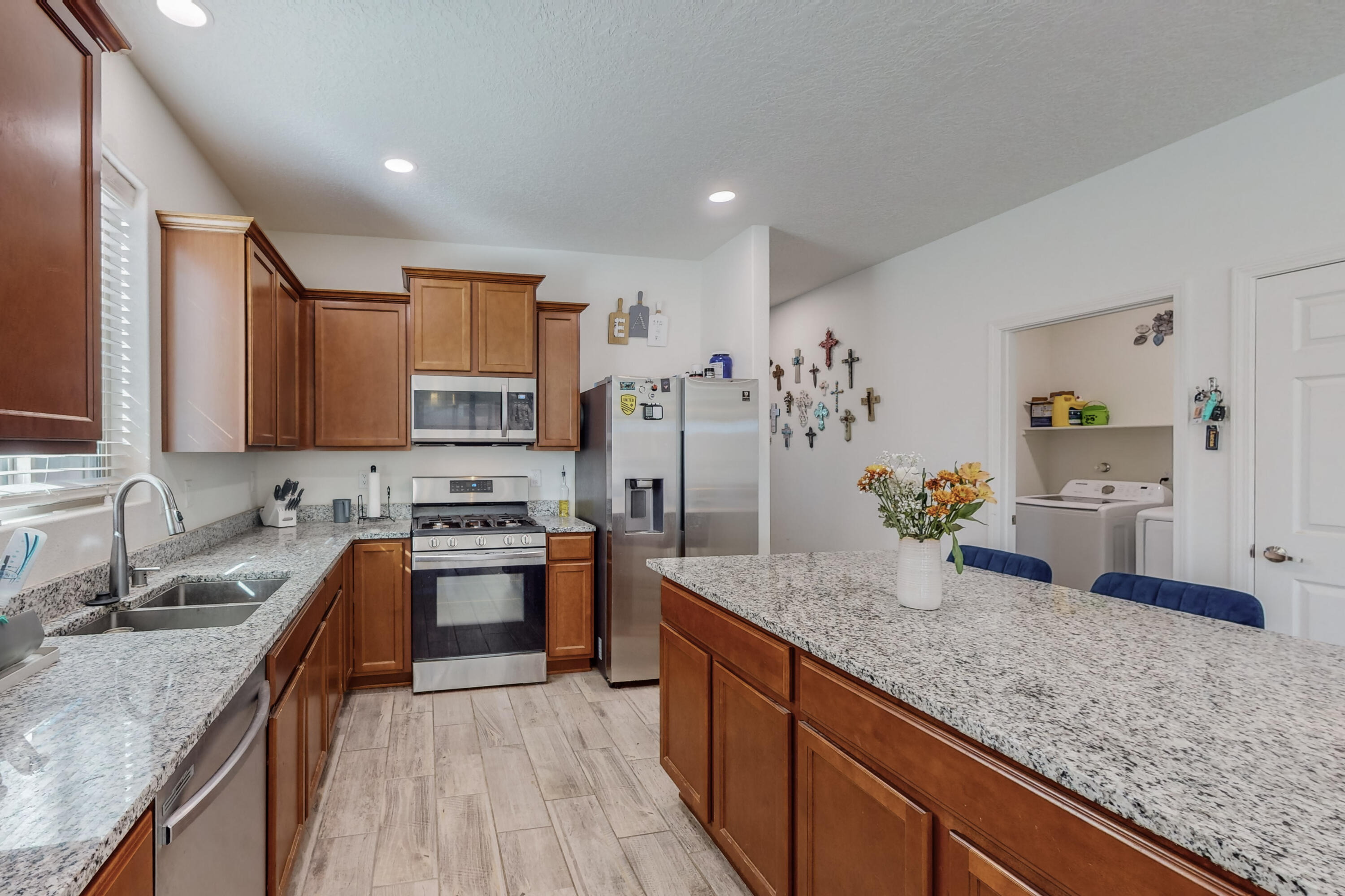 2676 Camino Plata Loop NE