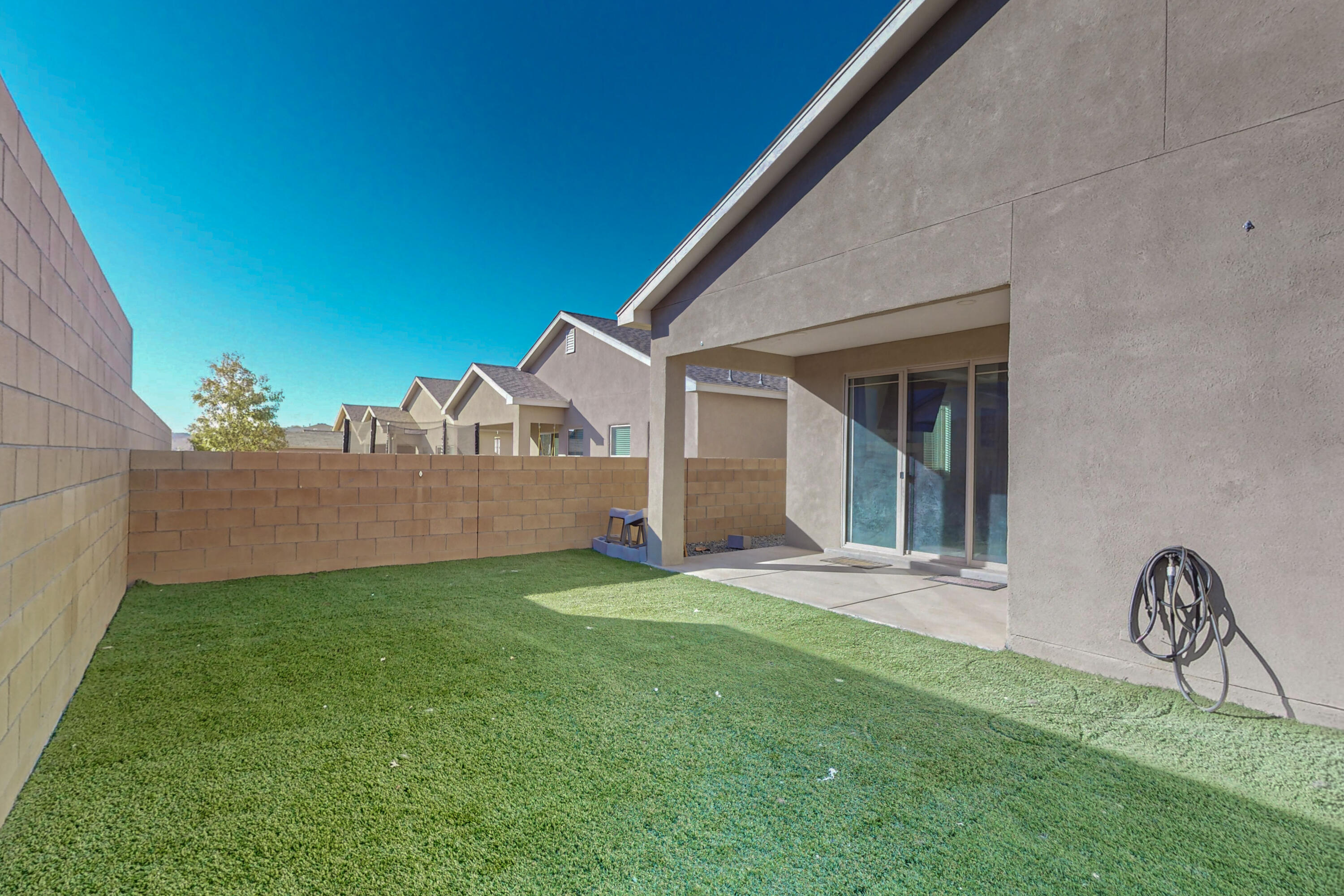 2676 Camino Plata Loop NE