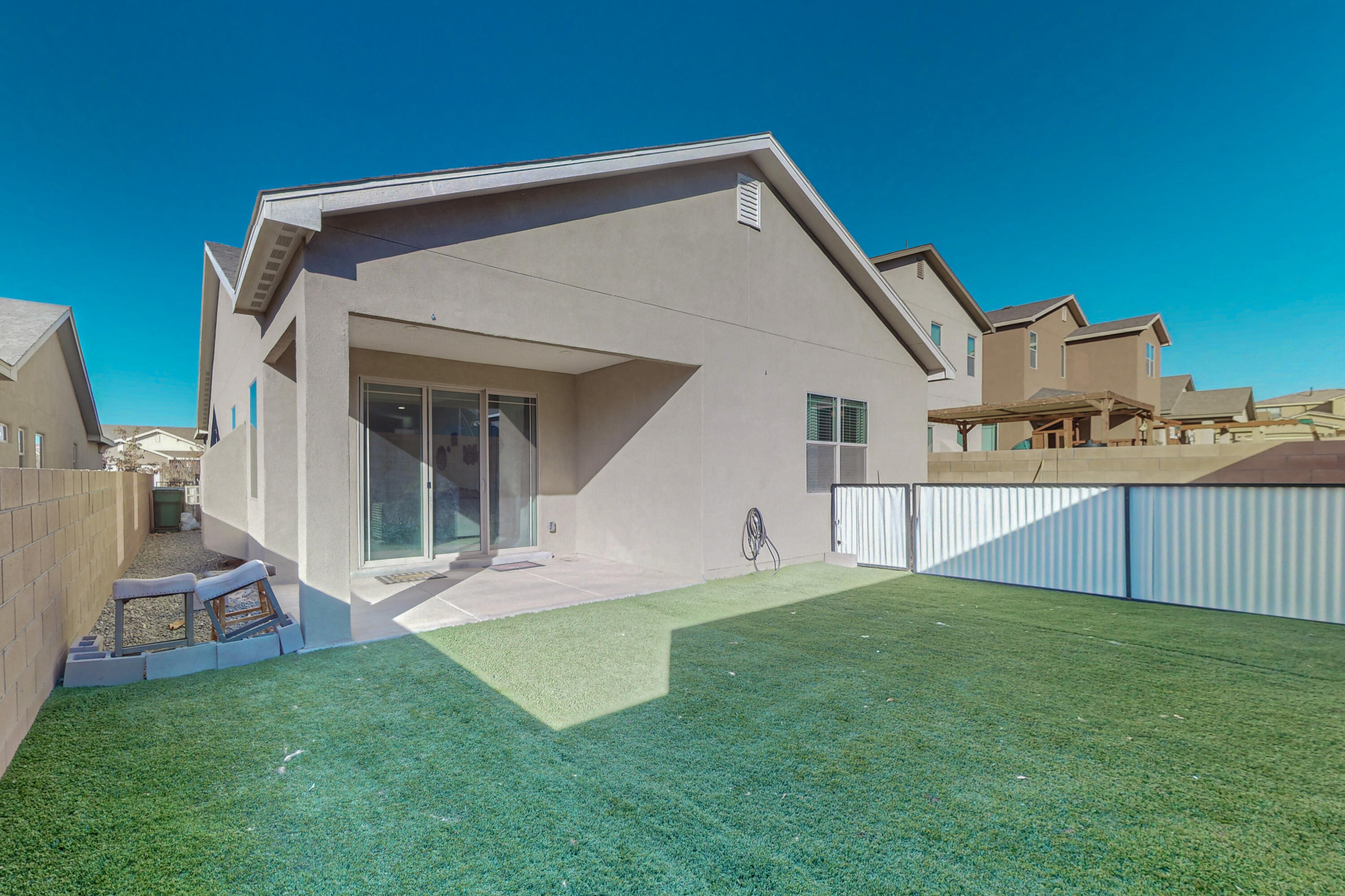 2676 Camino Plata Loop NE