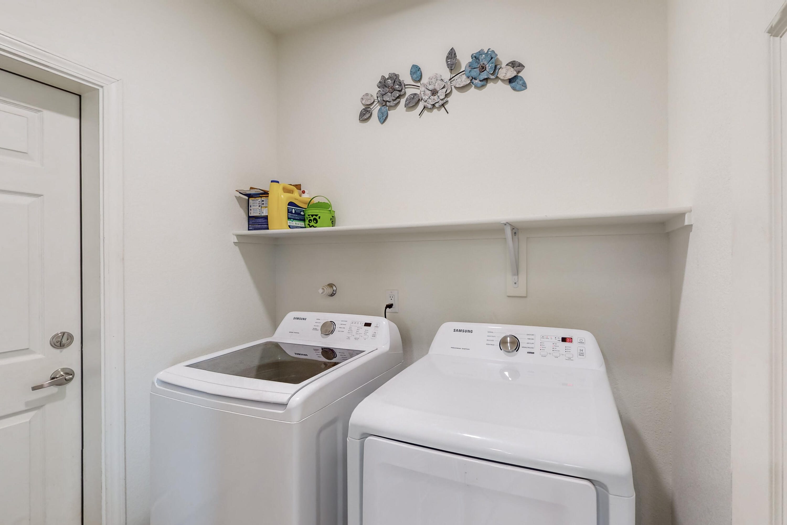 2676 Camino Plata Loop NE