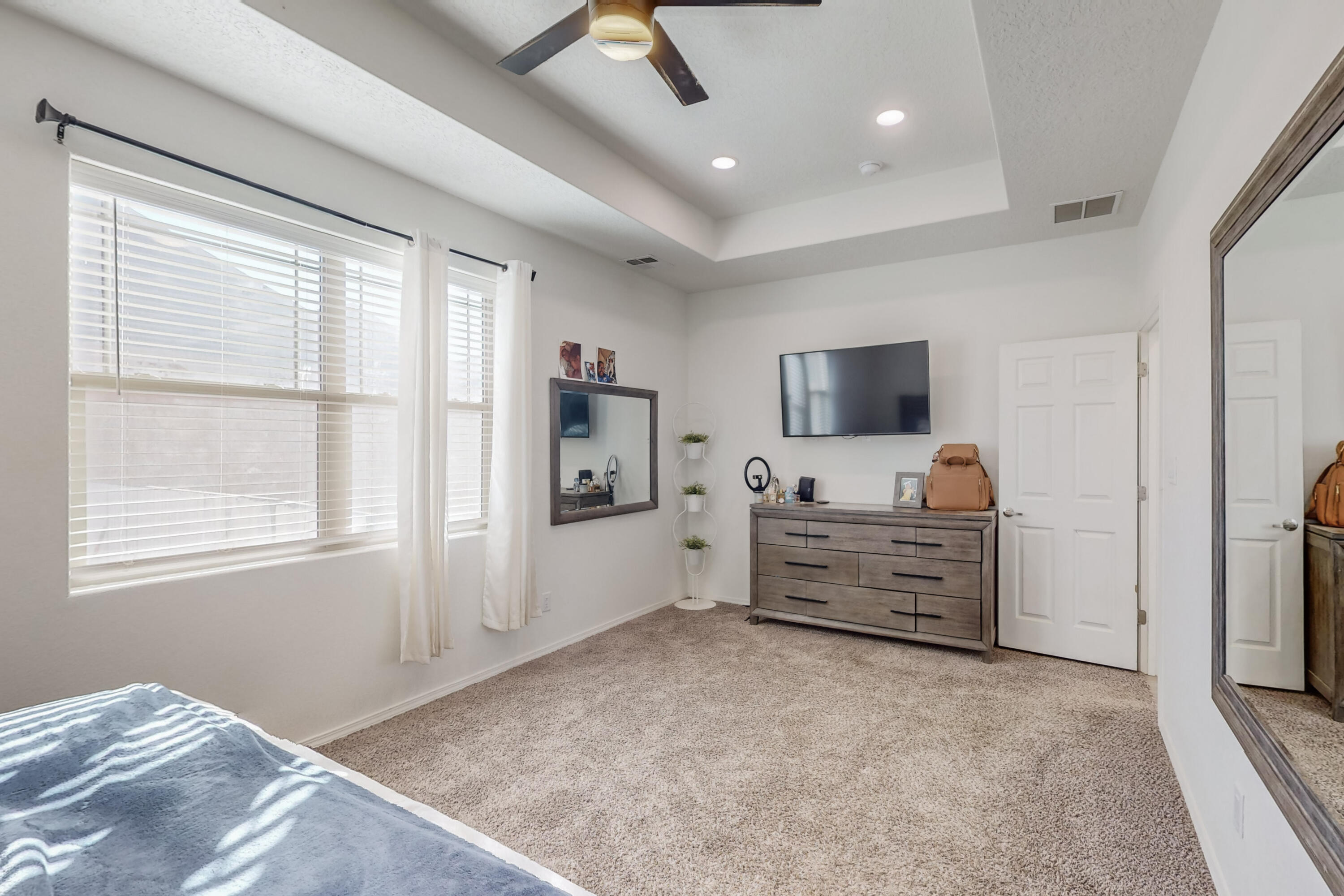 2676 Camino Plata Loop NE