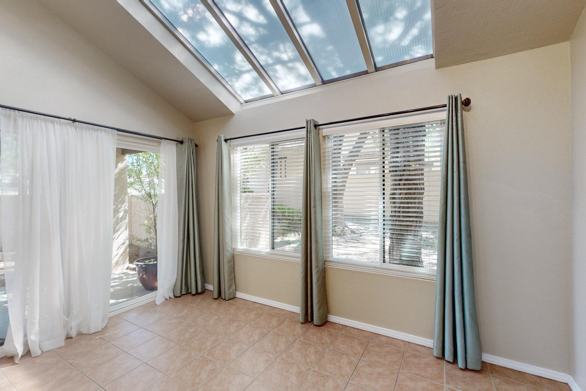 6464 Monte Serrano NE