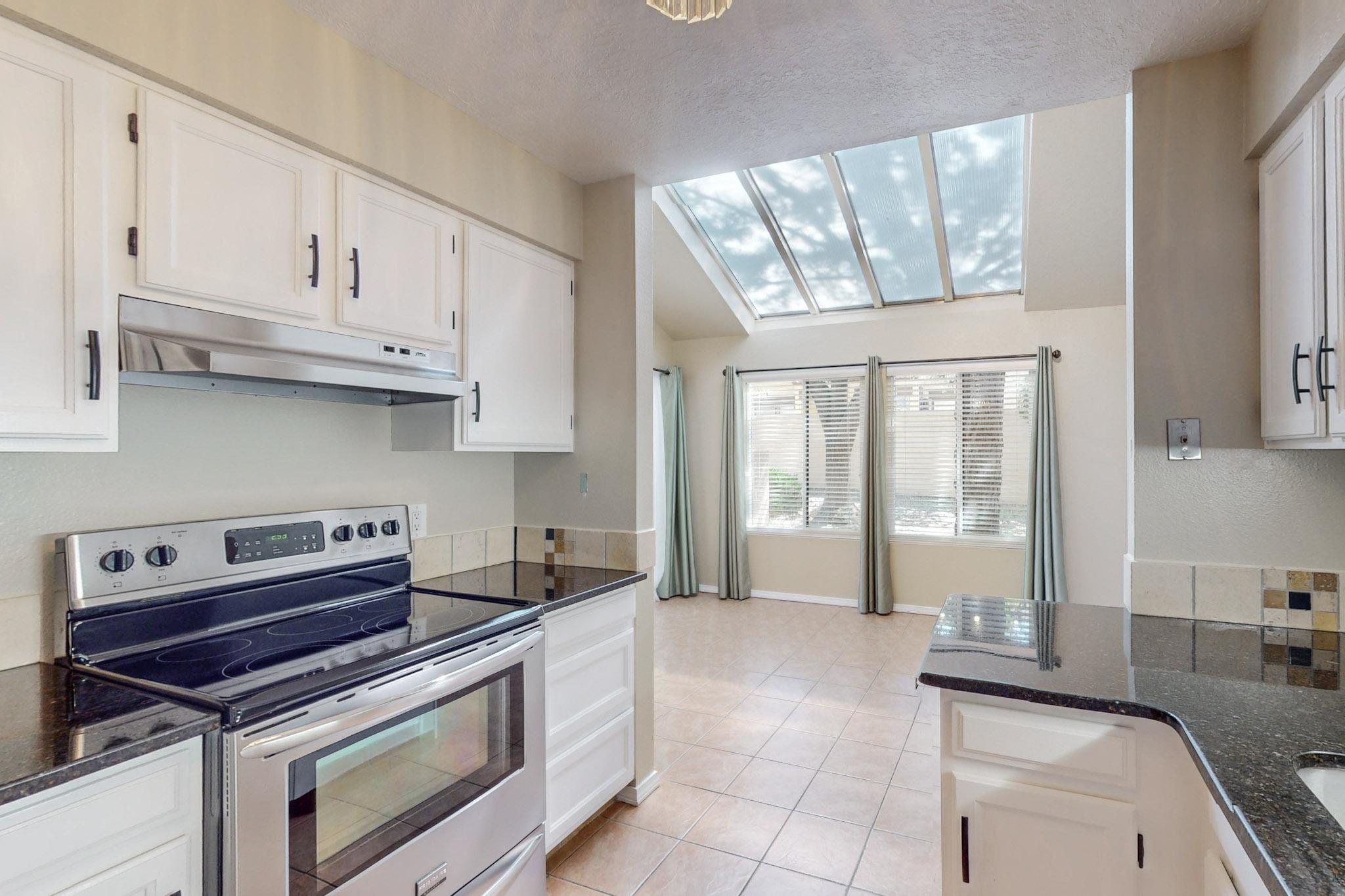 6464 Monte Serrano NE