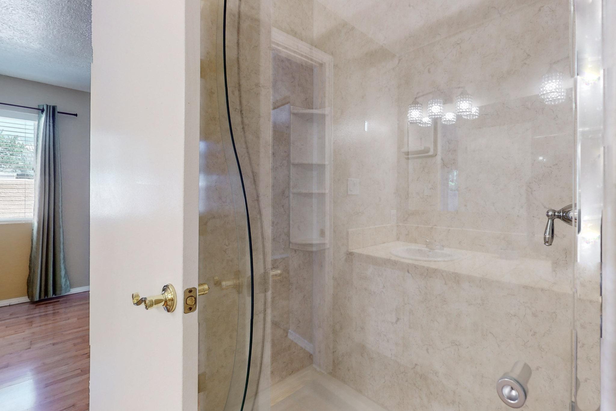 6464 Monte Serrano NE