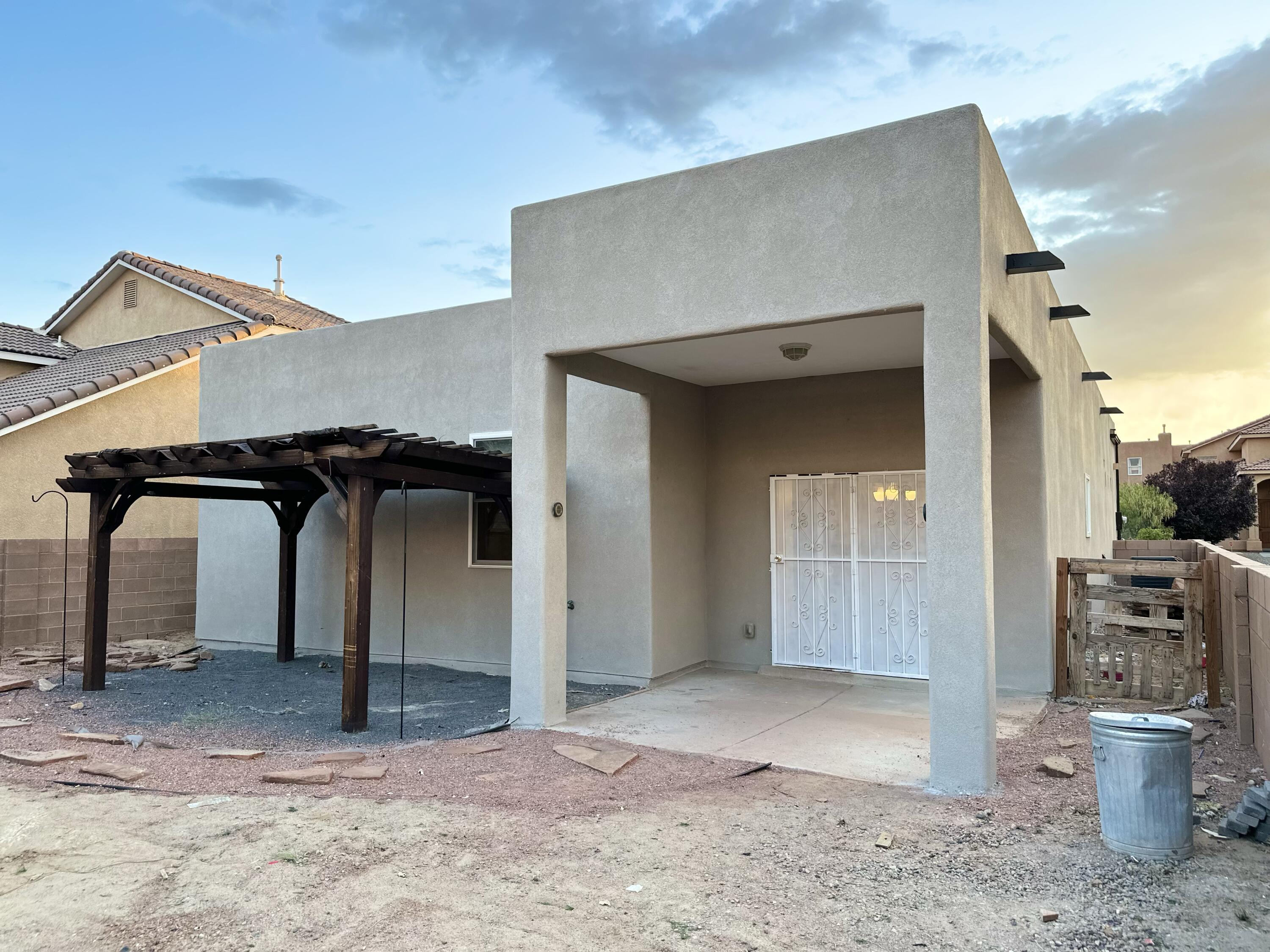808 Tumulus Drive NW