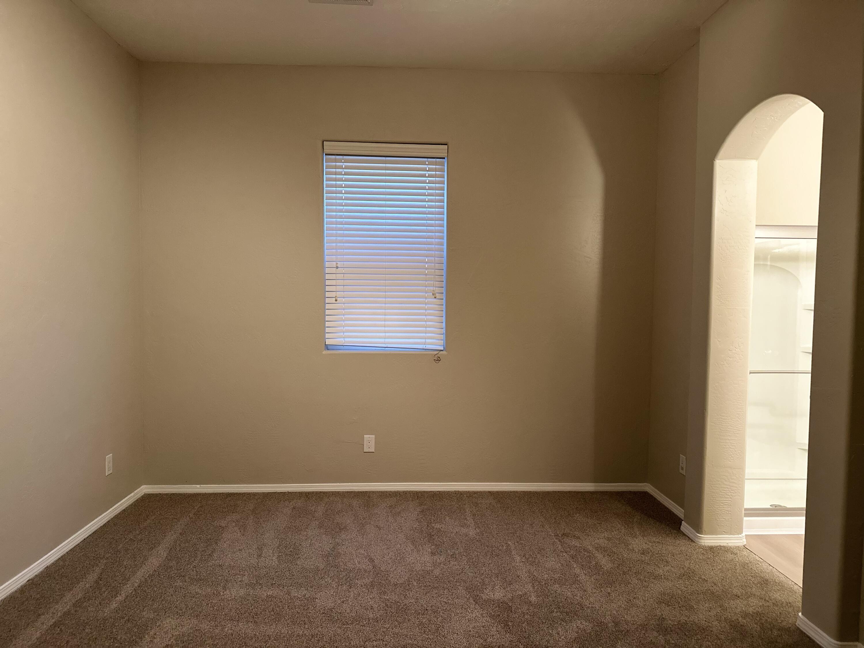 808 Tumulus Drive NW