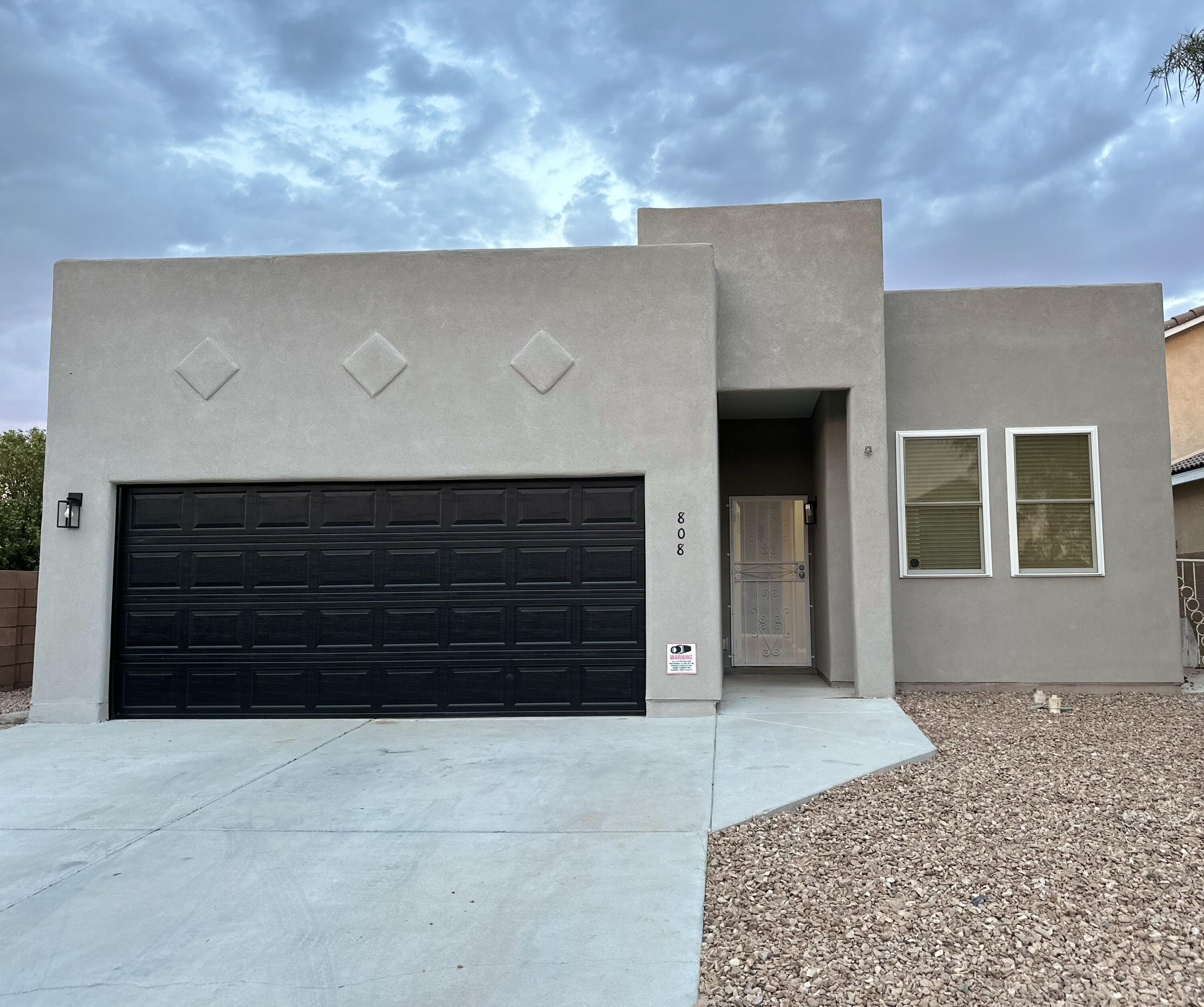 808 Tumulus Drive NW
