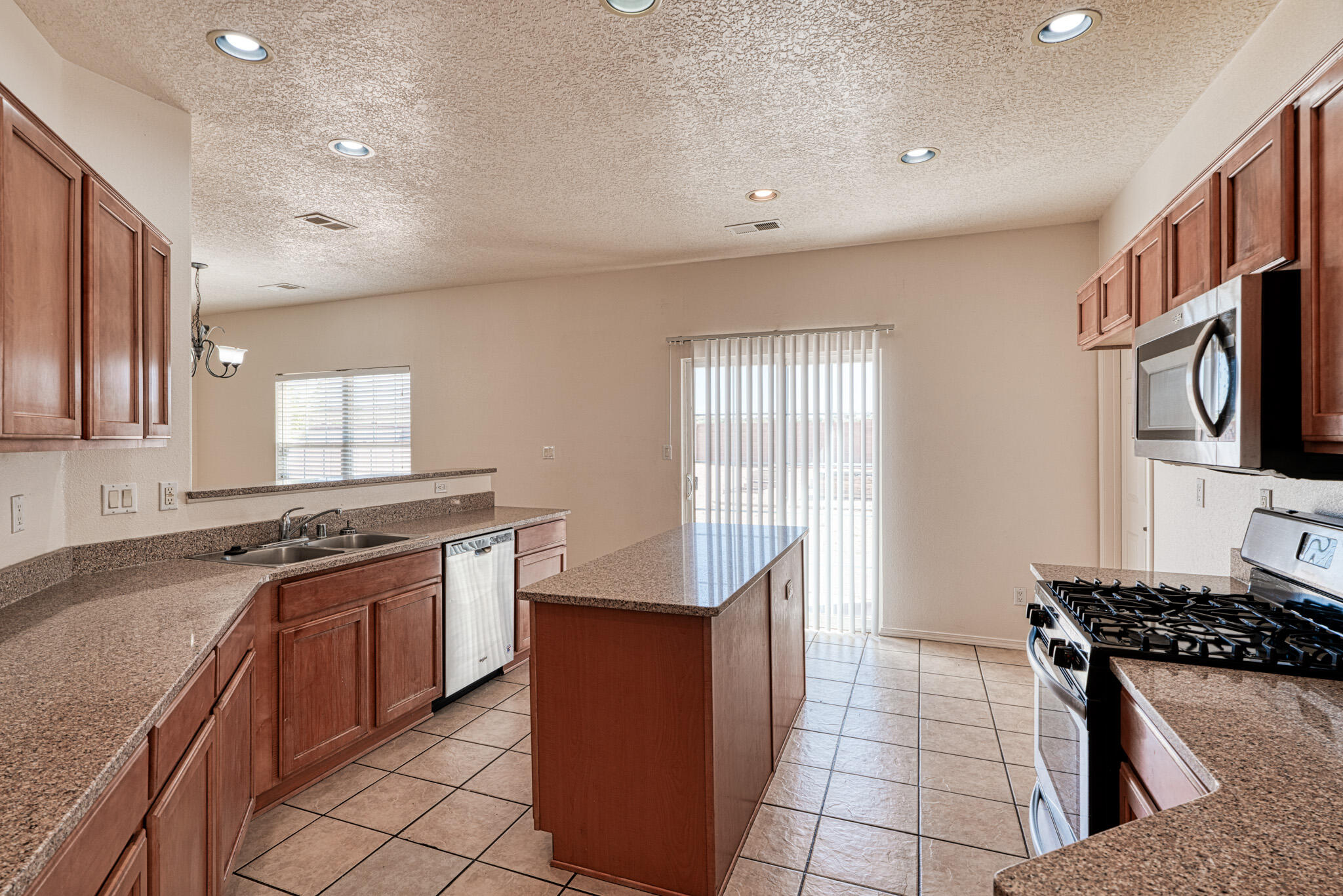3348 COCHITI Street NE