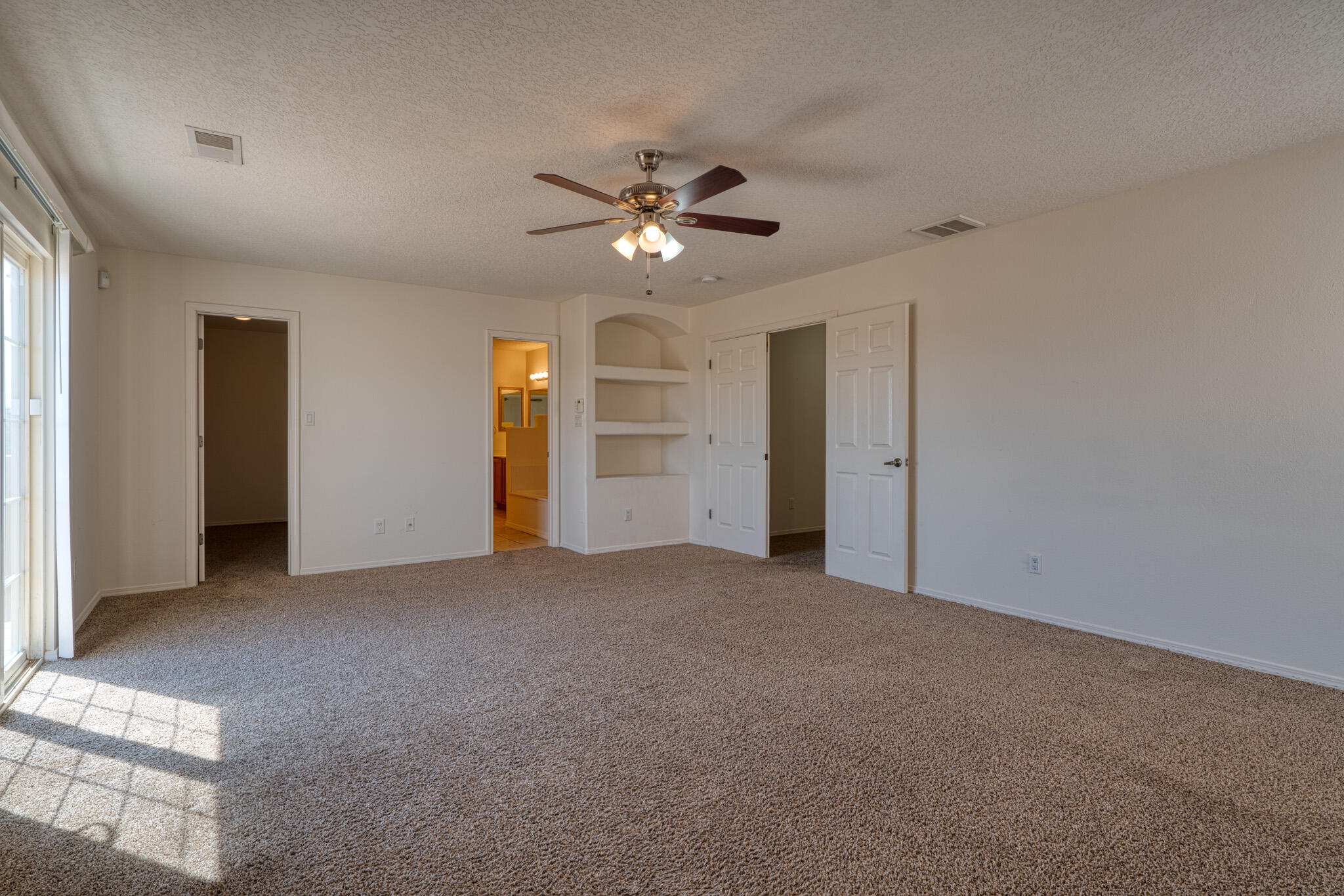3348 COCHITI Street NE