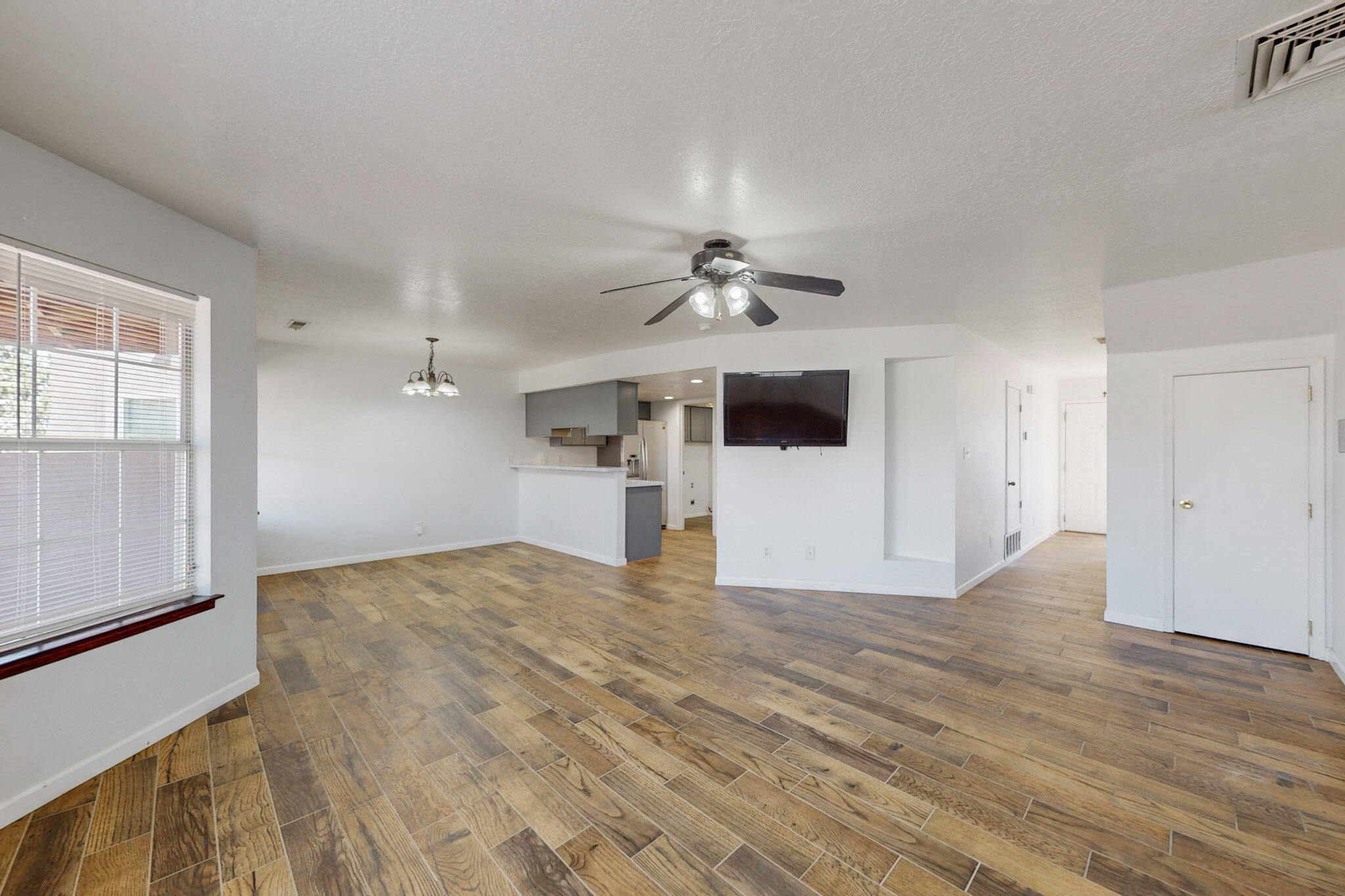1931 MONEDA Drive NW