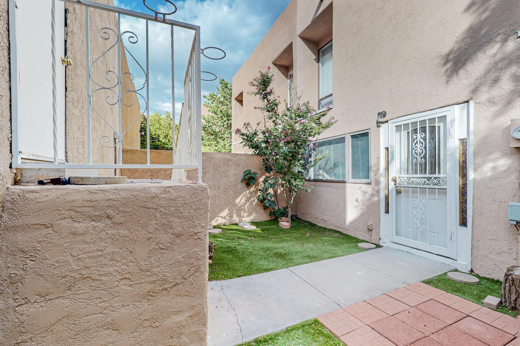 2700 Vista Grande Drive NW 36