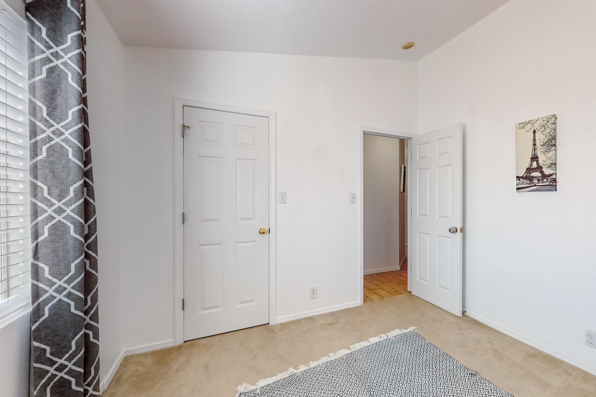10523 Brookline Place NW