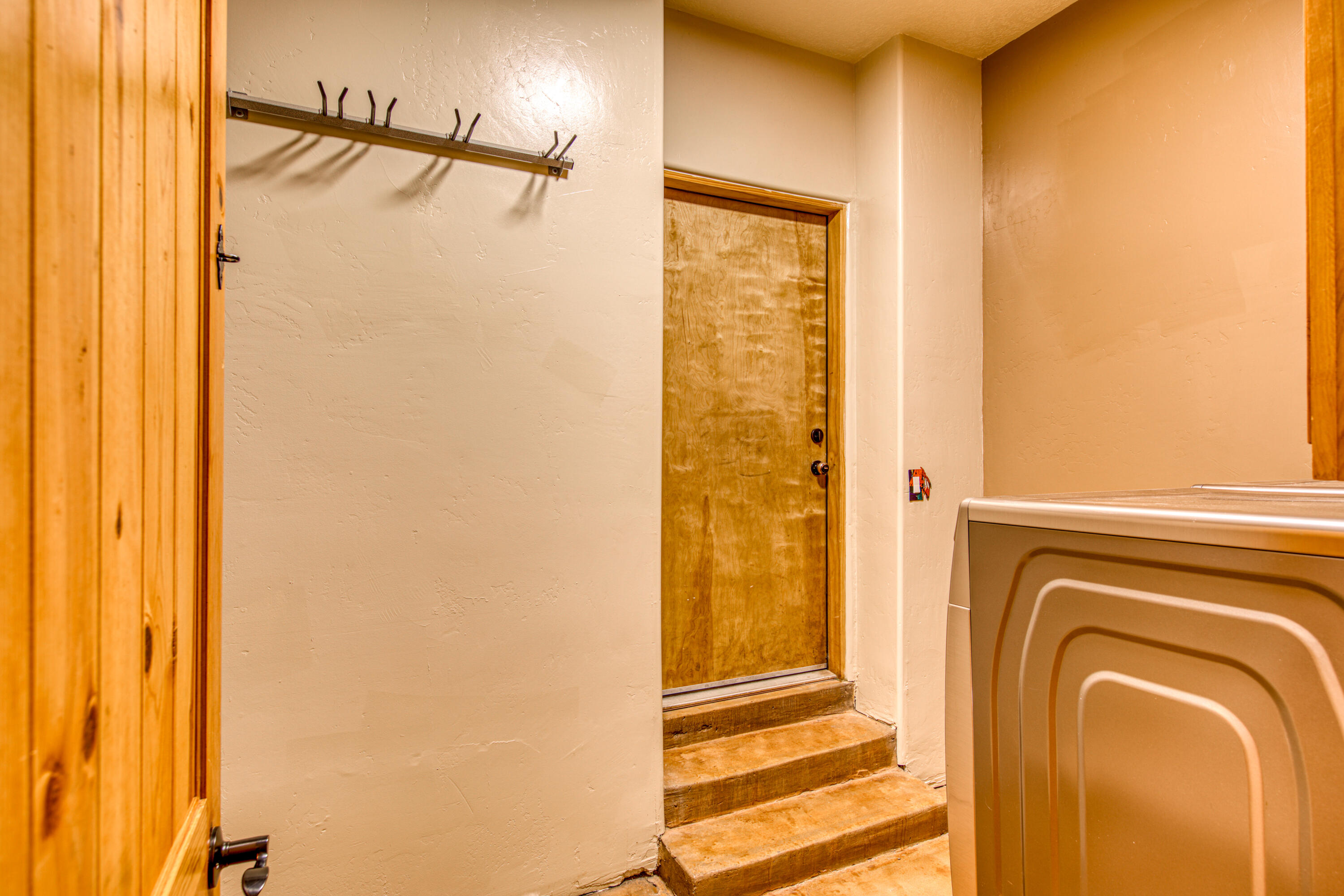 2 Seclusion Court