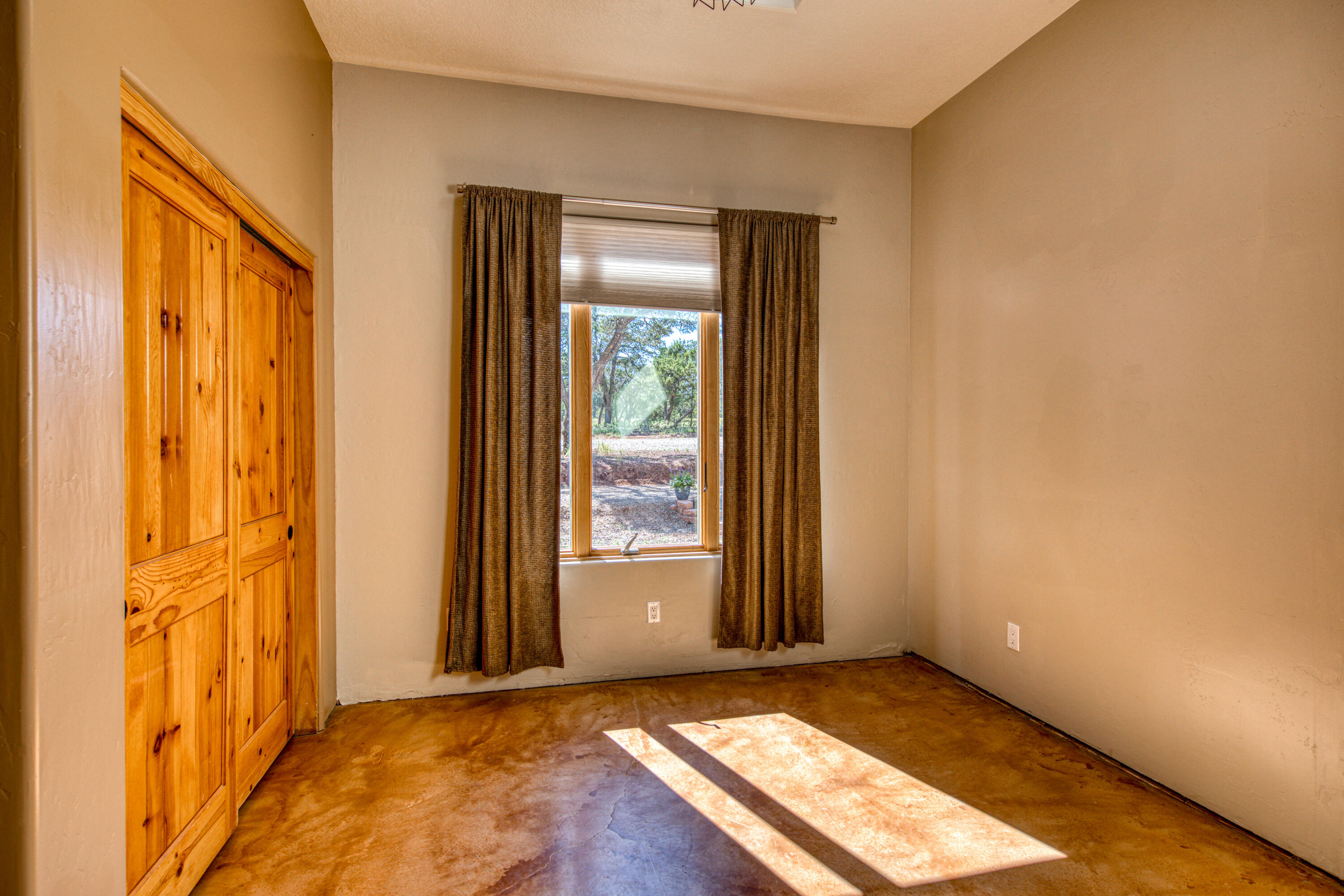2 Seclusion Court