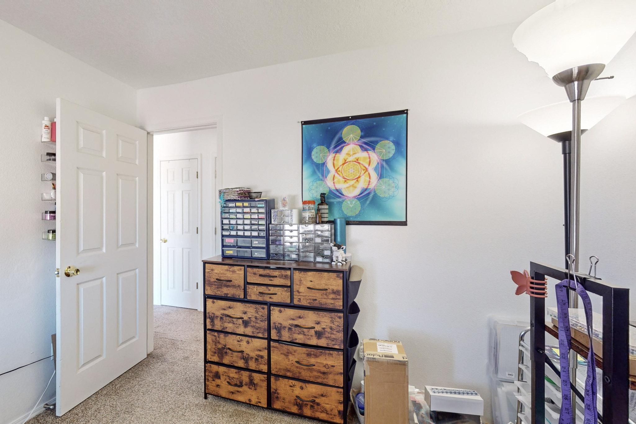1960 RASPBERRY Drive NE