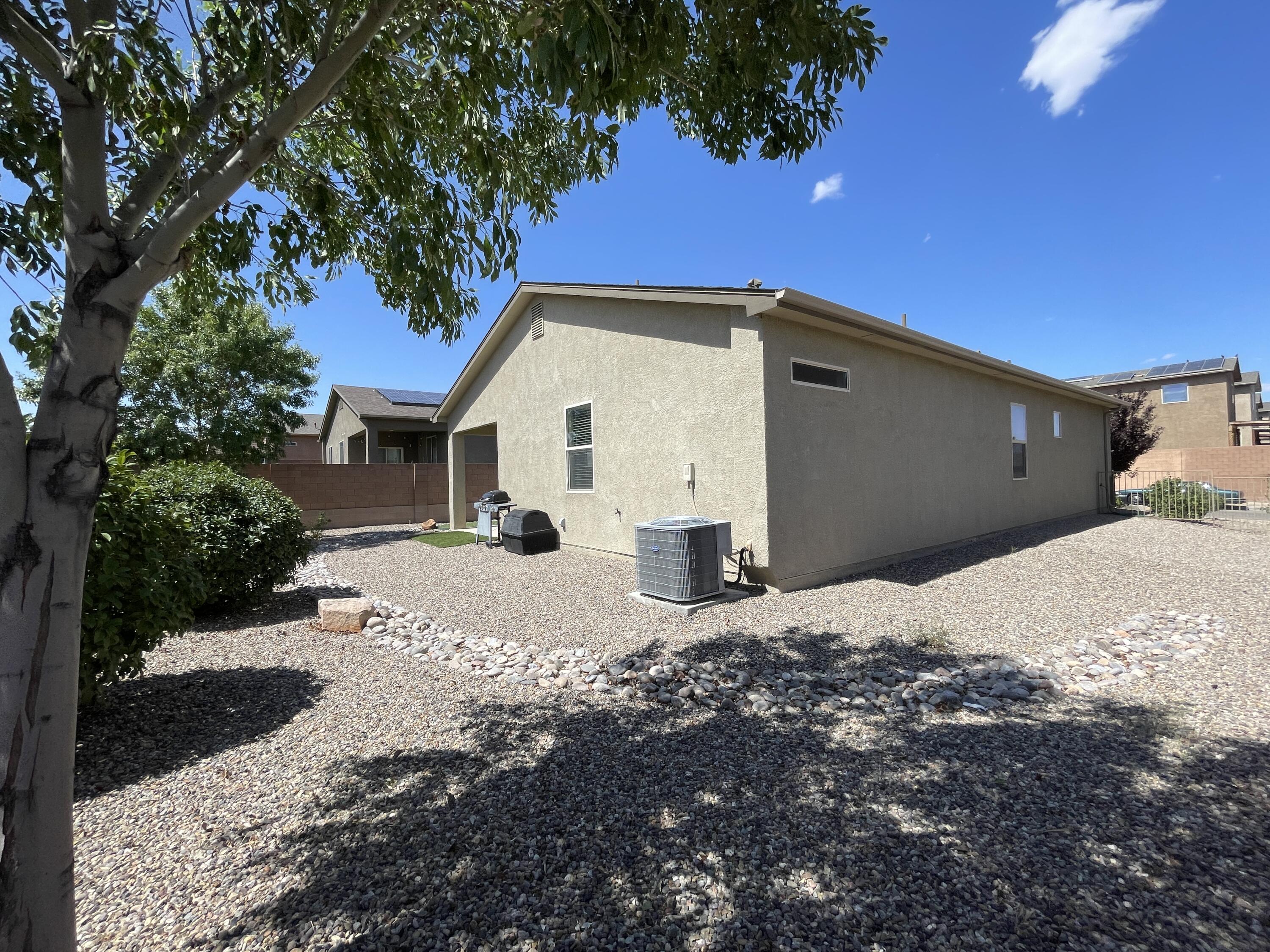 10616 MICROLITH Road SW