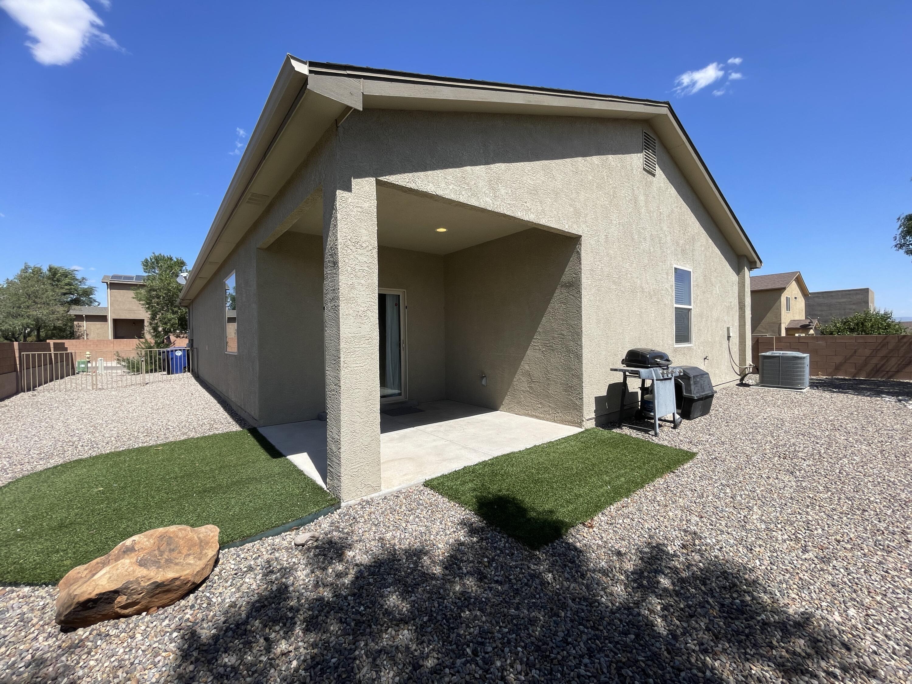 10616 MICROLITH Road SW
